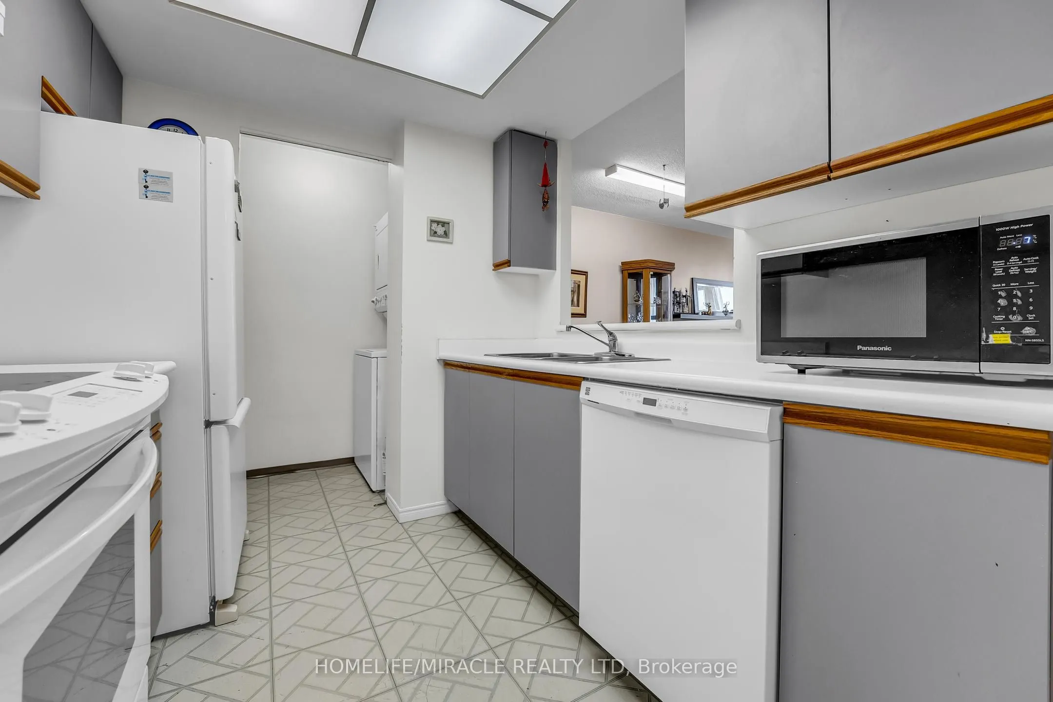 1001 Cedarglen Gate, #714