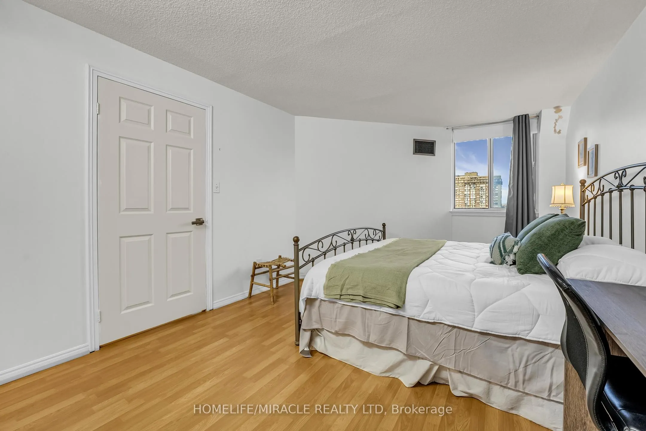 1001 Cedarglen Gate, #714