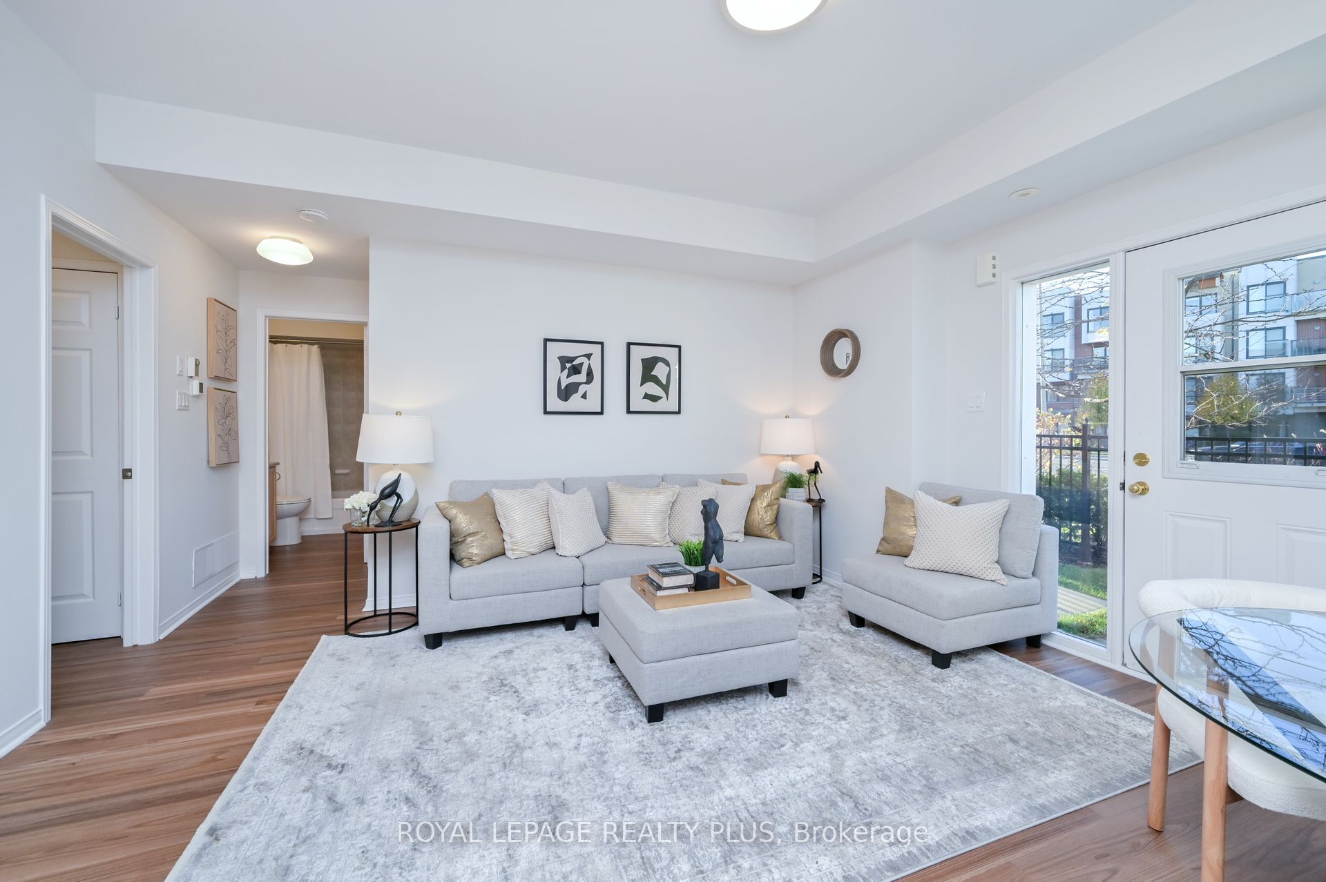 3056 Eglinton Ave W #59