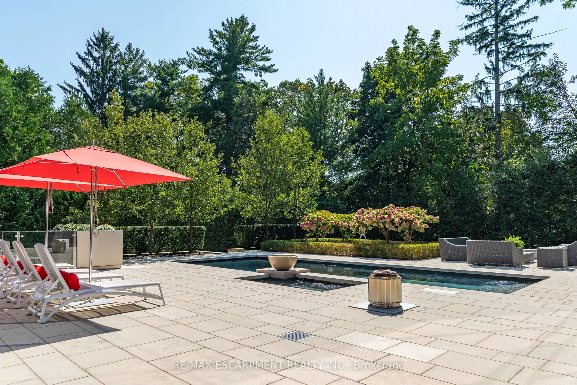 210 Chartwell Road