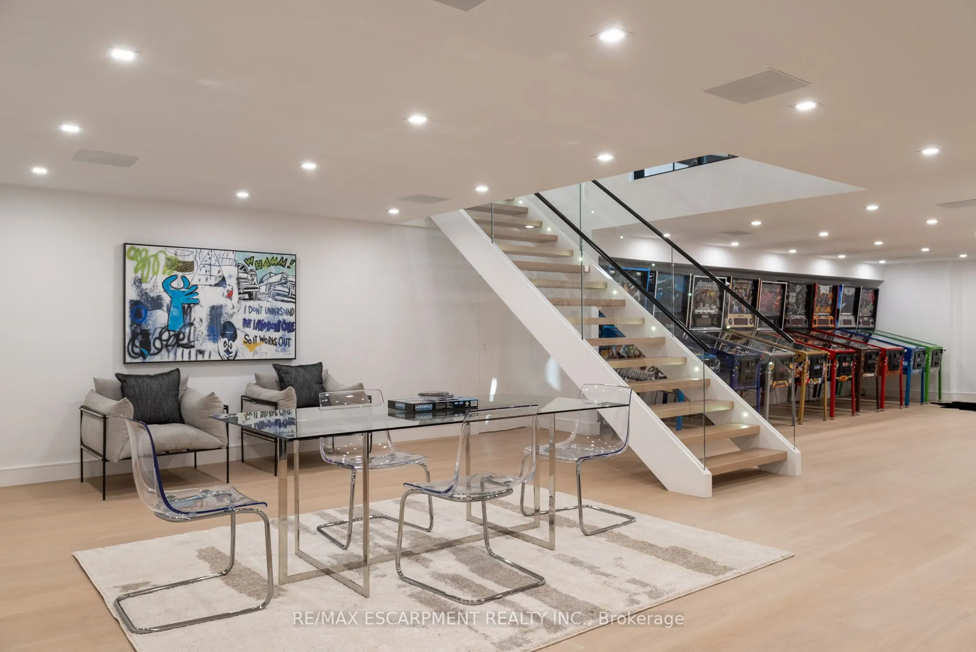 210 Chartwell Road