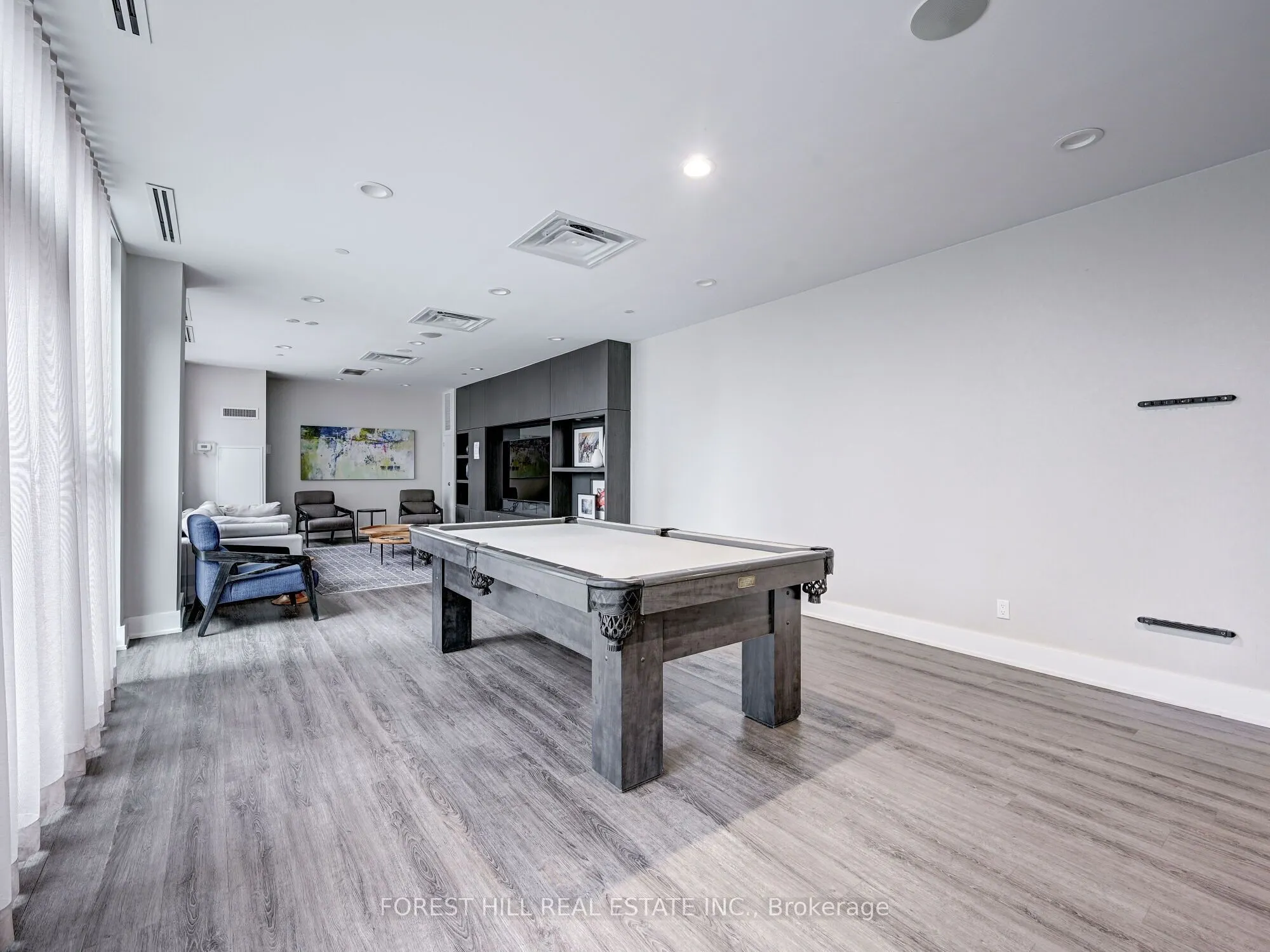10 Park Lawn Road, #621