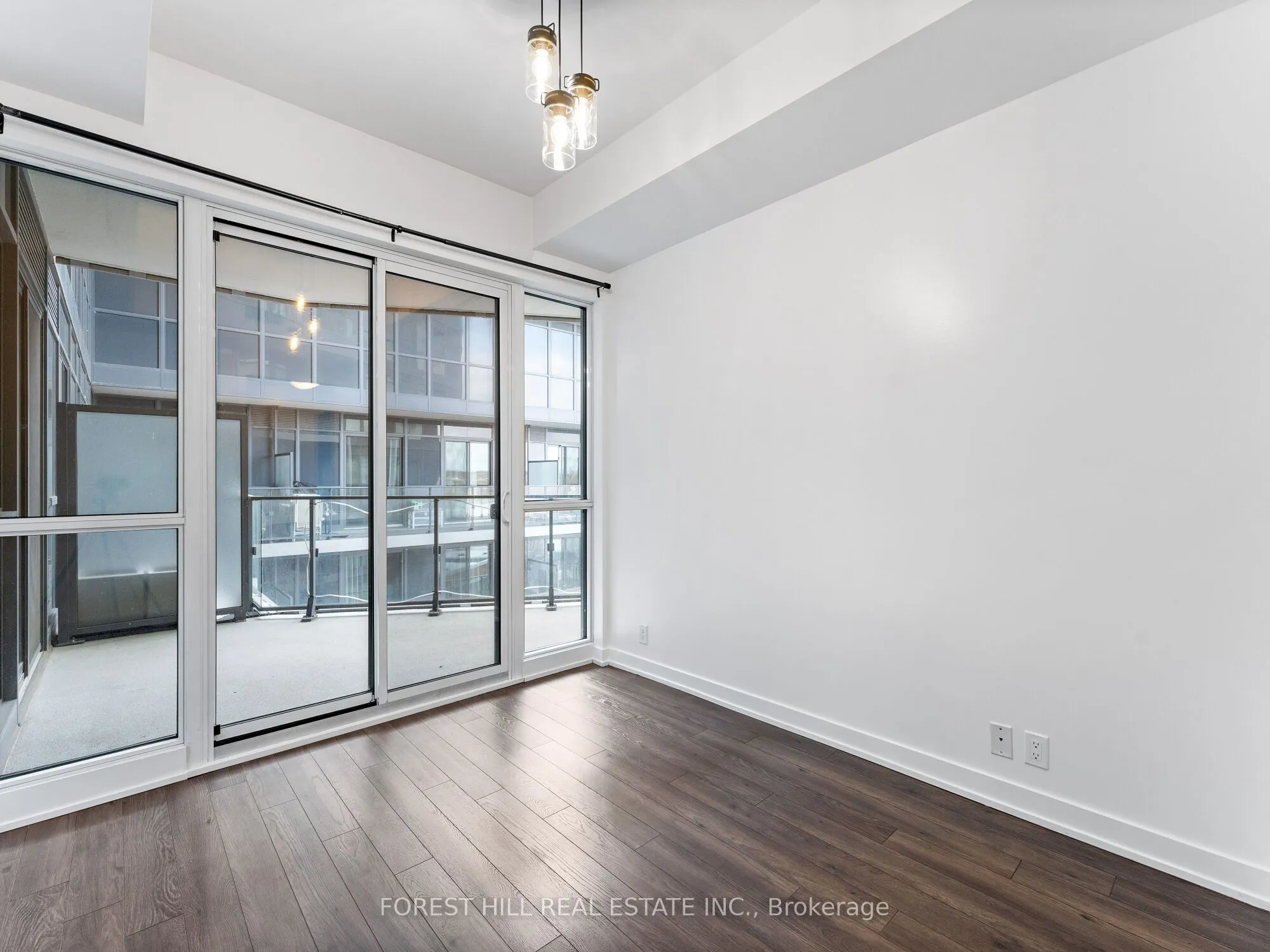 10 Park Lawn Road, #621