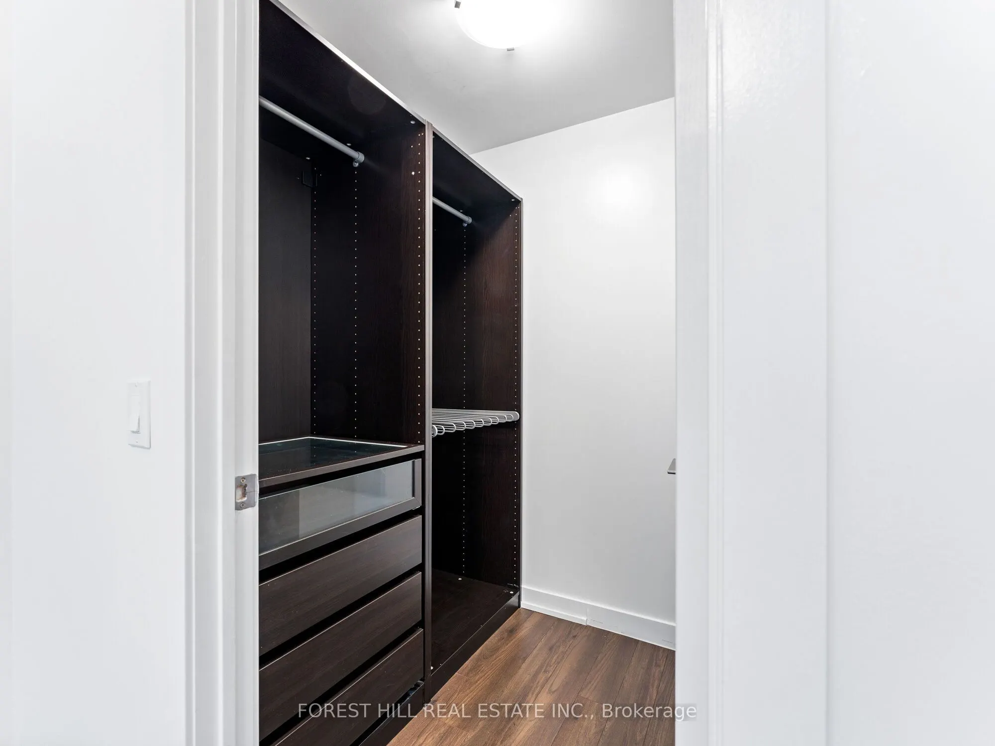10 Park Lawn Road, #621