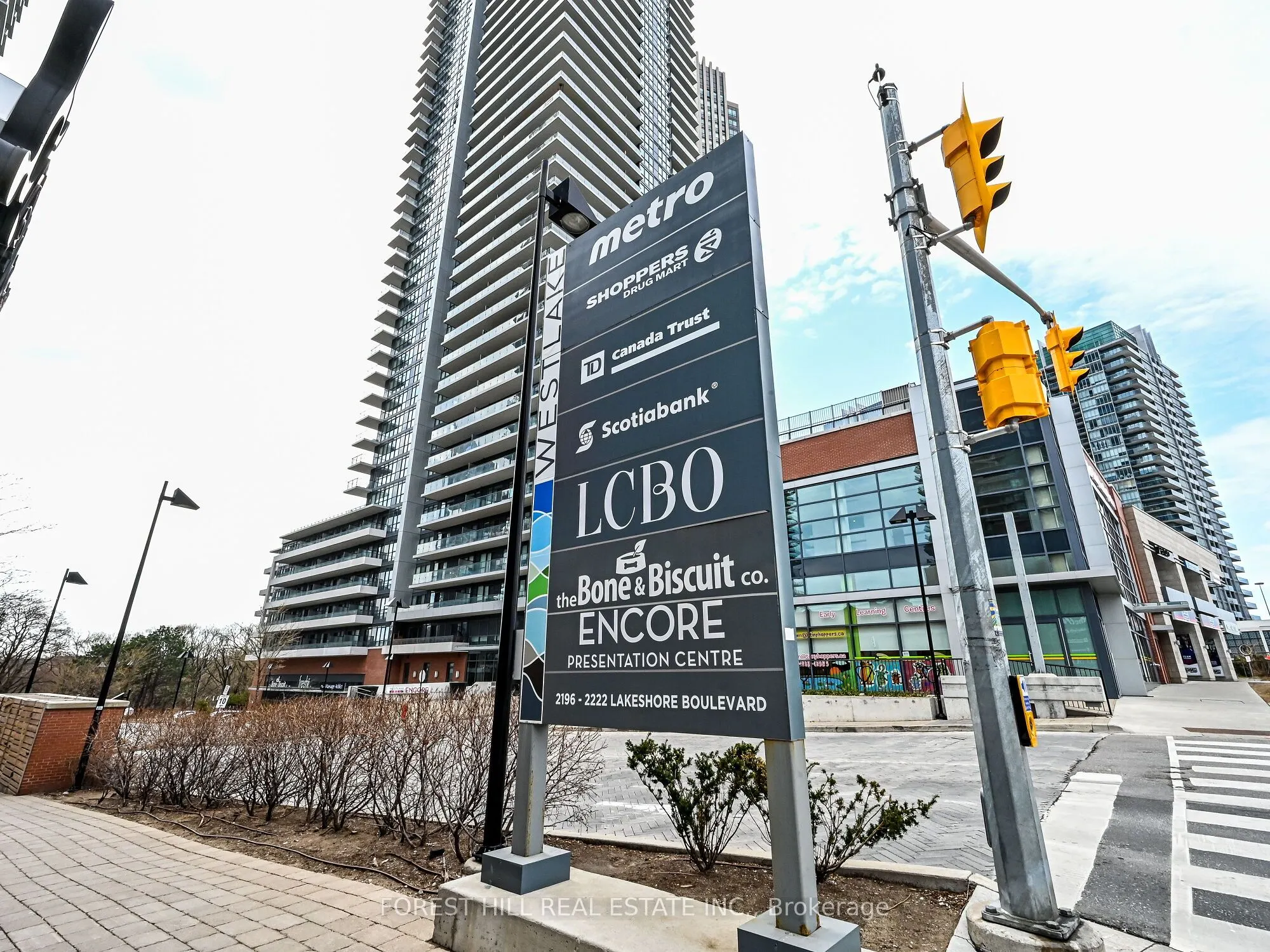 10 Park Lawn Road, #621