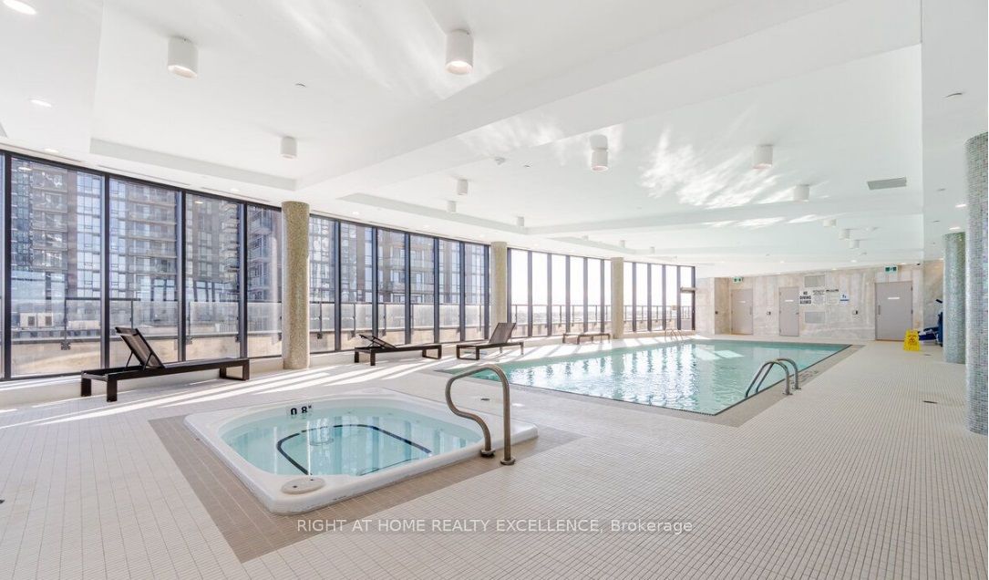 65 Watergarden Drive #201