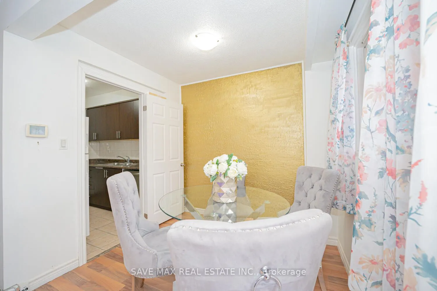 400 Mississauga Valley Boulevard, #31