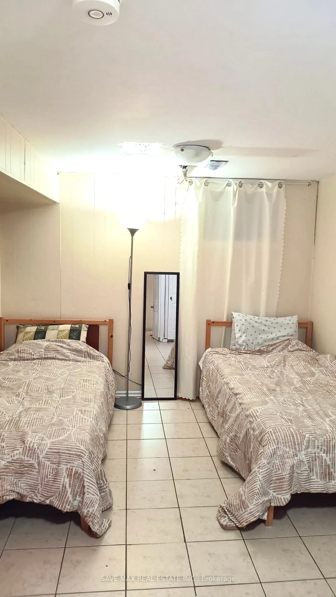 400 Mississauga Valley Boulevard, #31