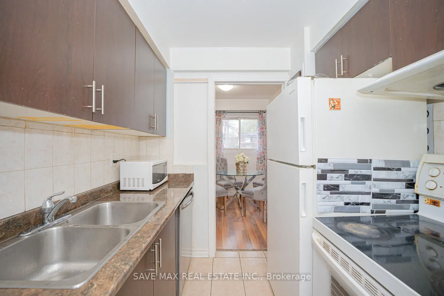 400 Mississauga Valley Boulevard, #31