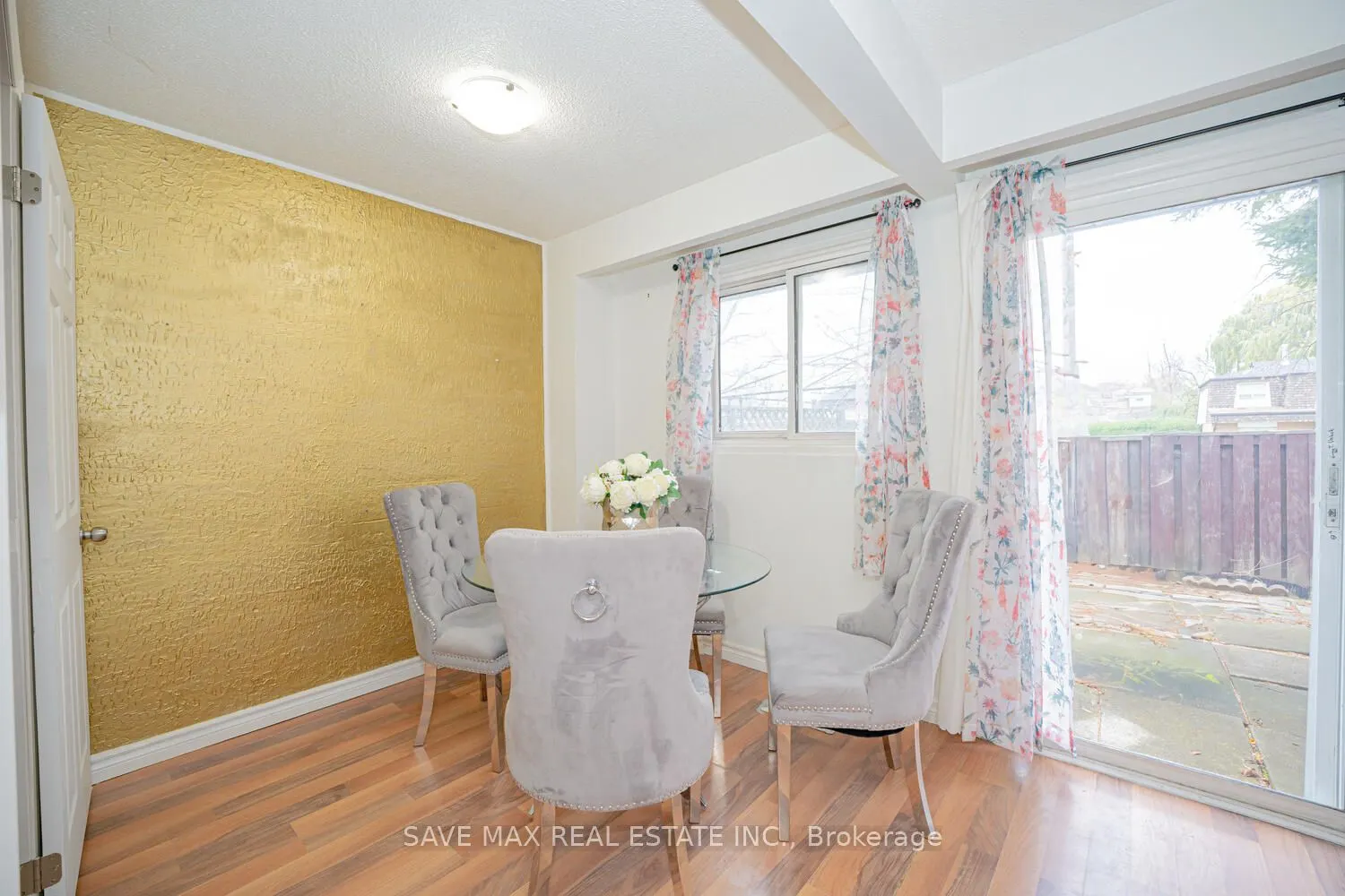 400 Mississauga Valley Boulevard, #31