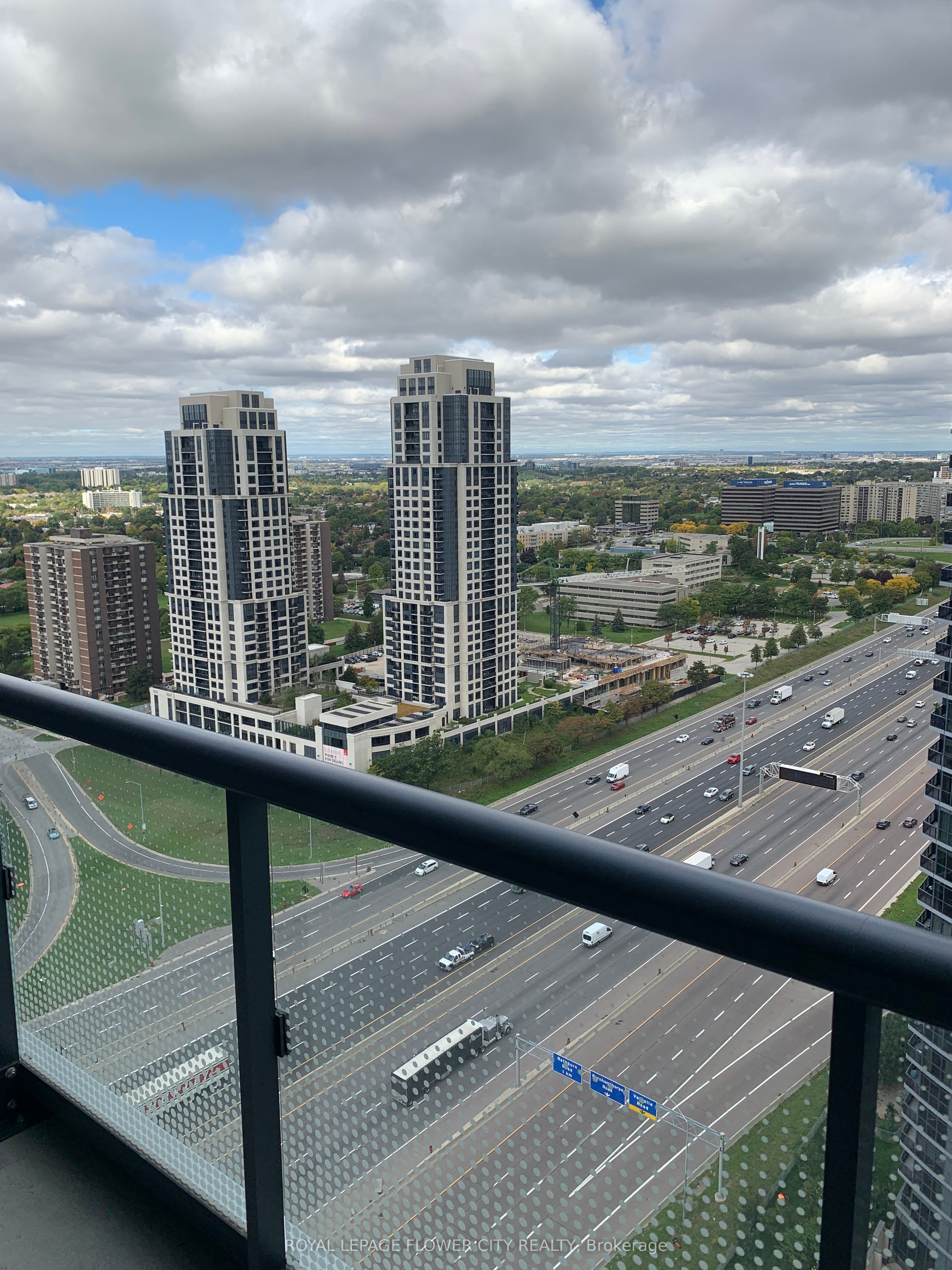 30 Gibbs Road, #2804