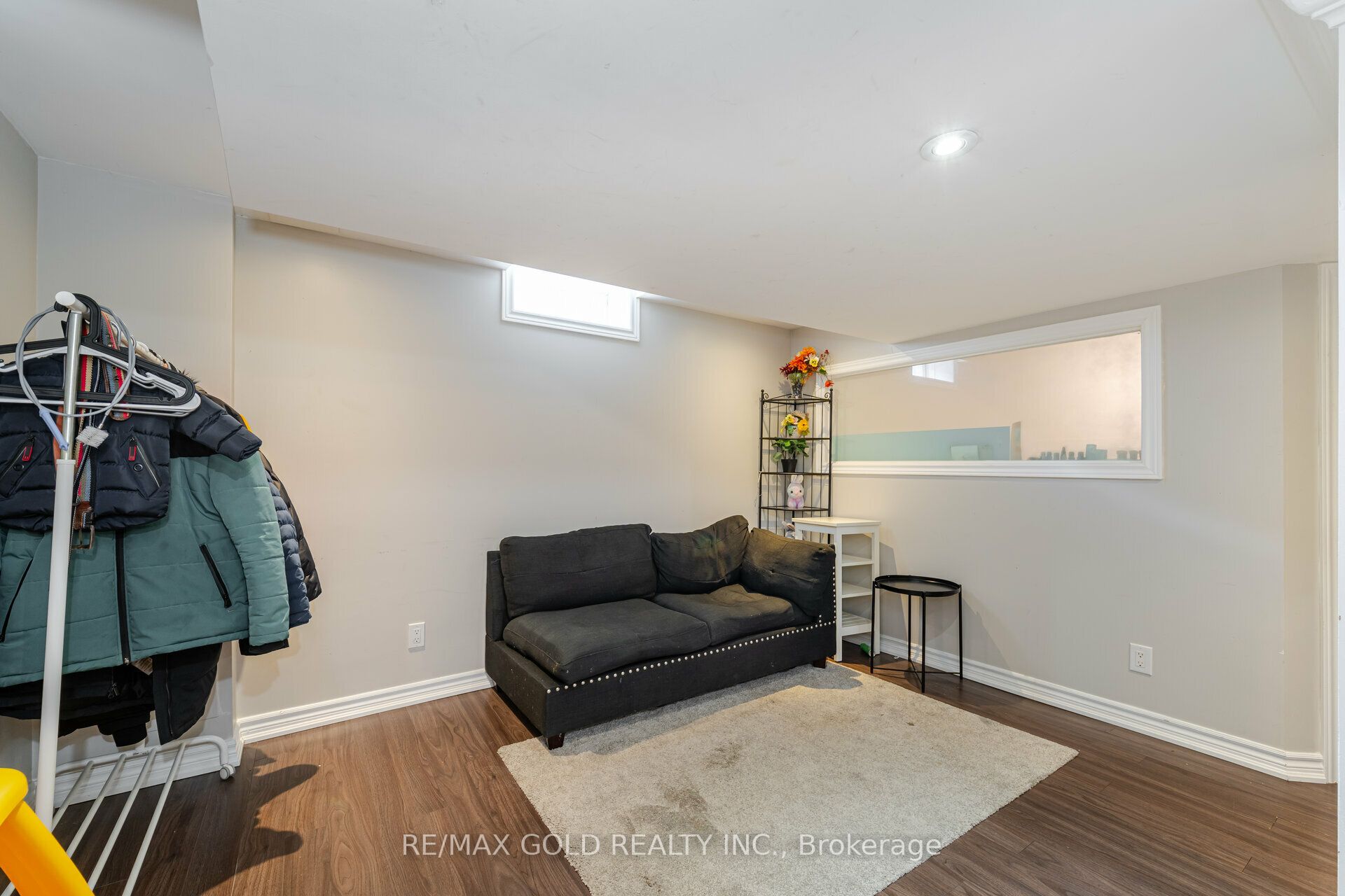 27 Treegrove Crescent #BSMT