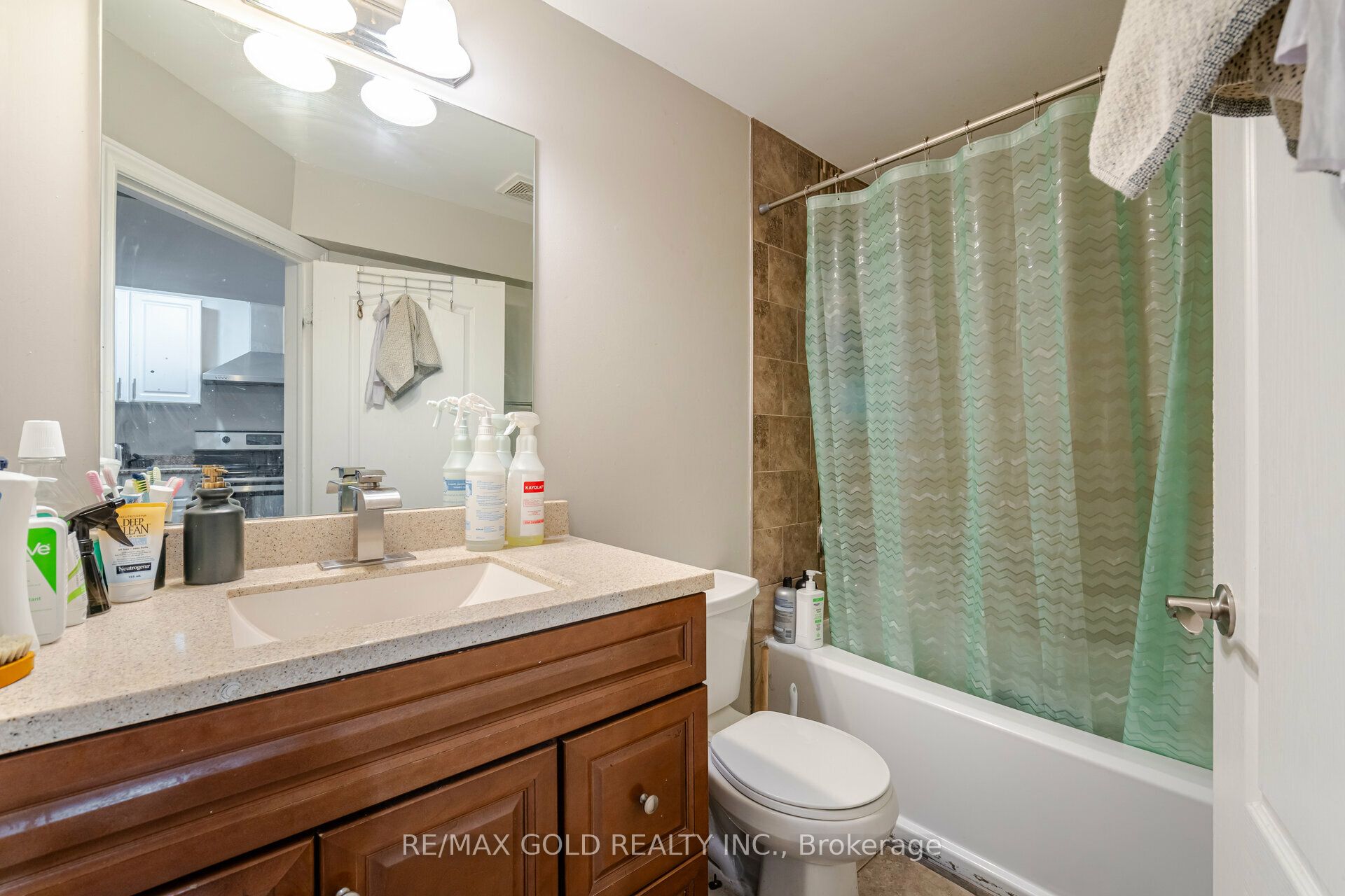 27 Treegrove Crescent #BSMT