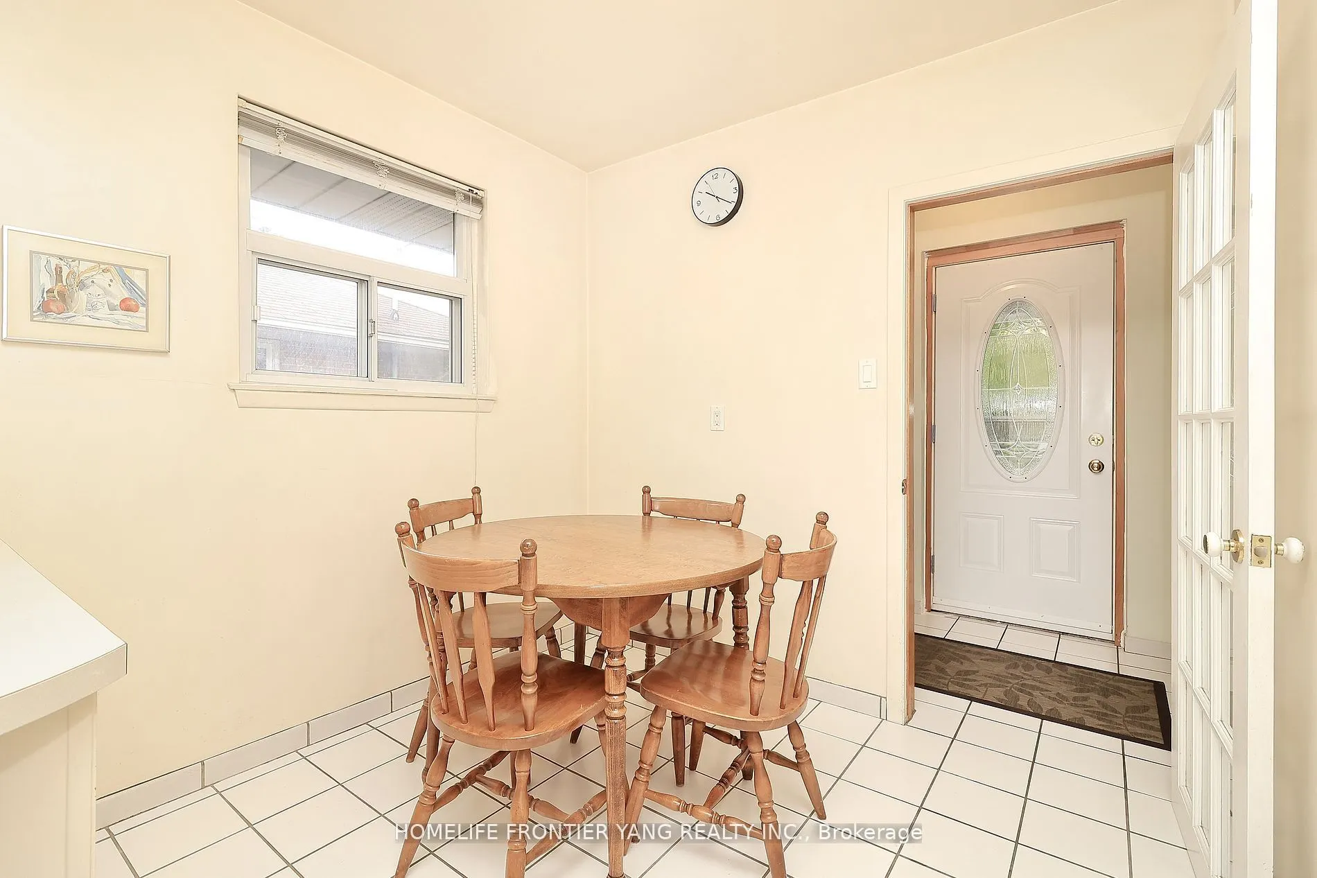 49 Graystone Gardens