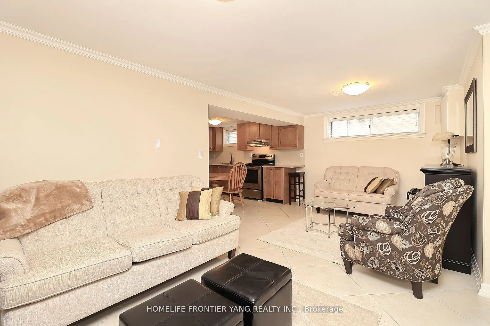 49 Graystone Gardens