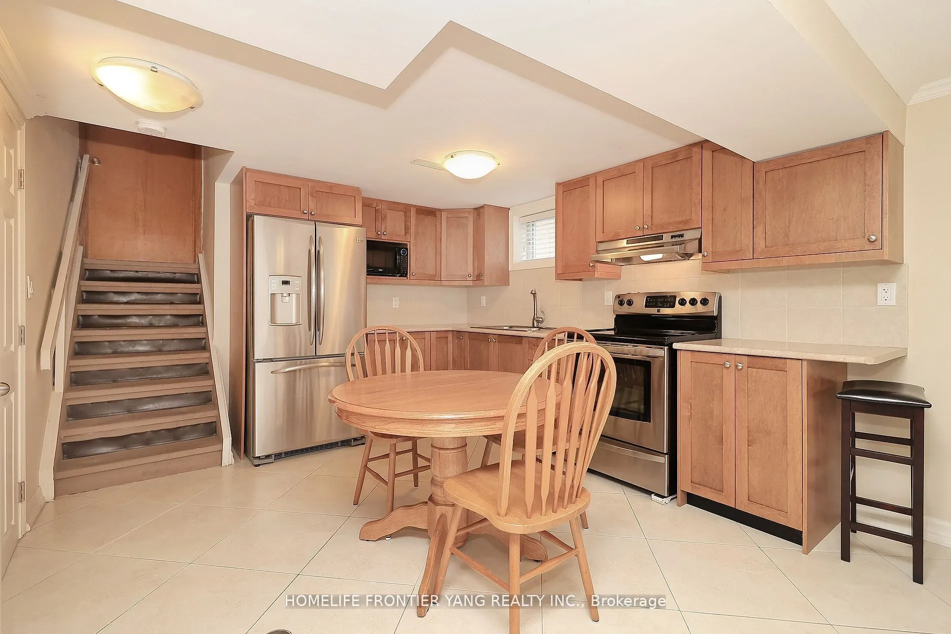 49 Graystone Gardens
