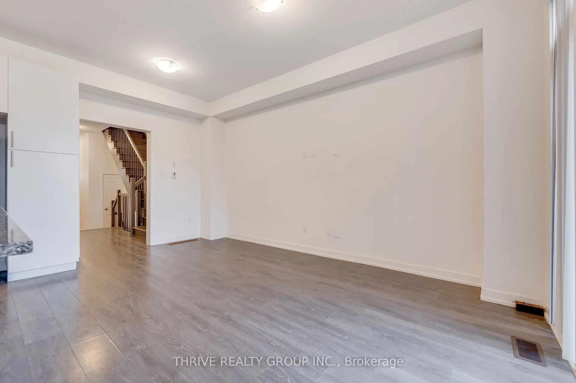 3165 Mintwood Circle