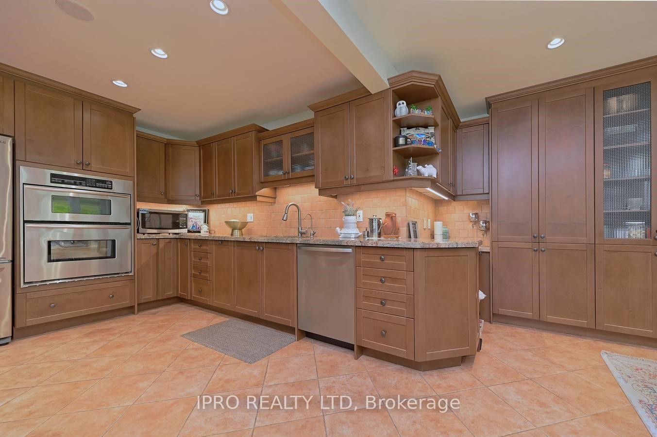 16 Cedar Drive
