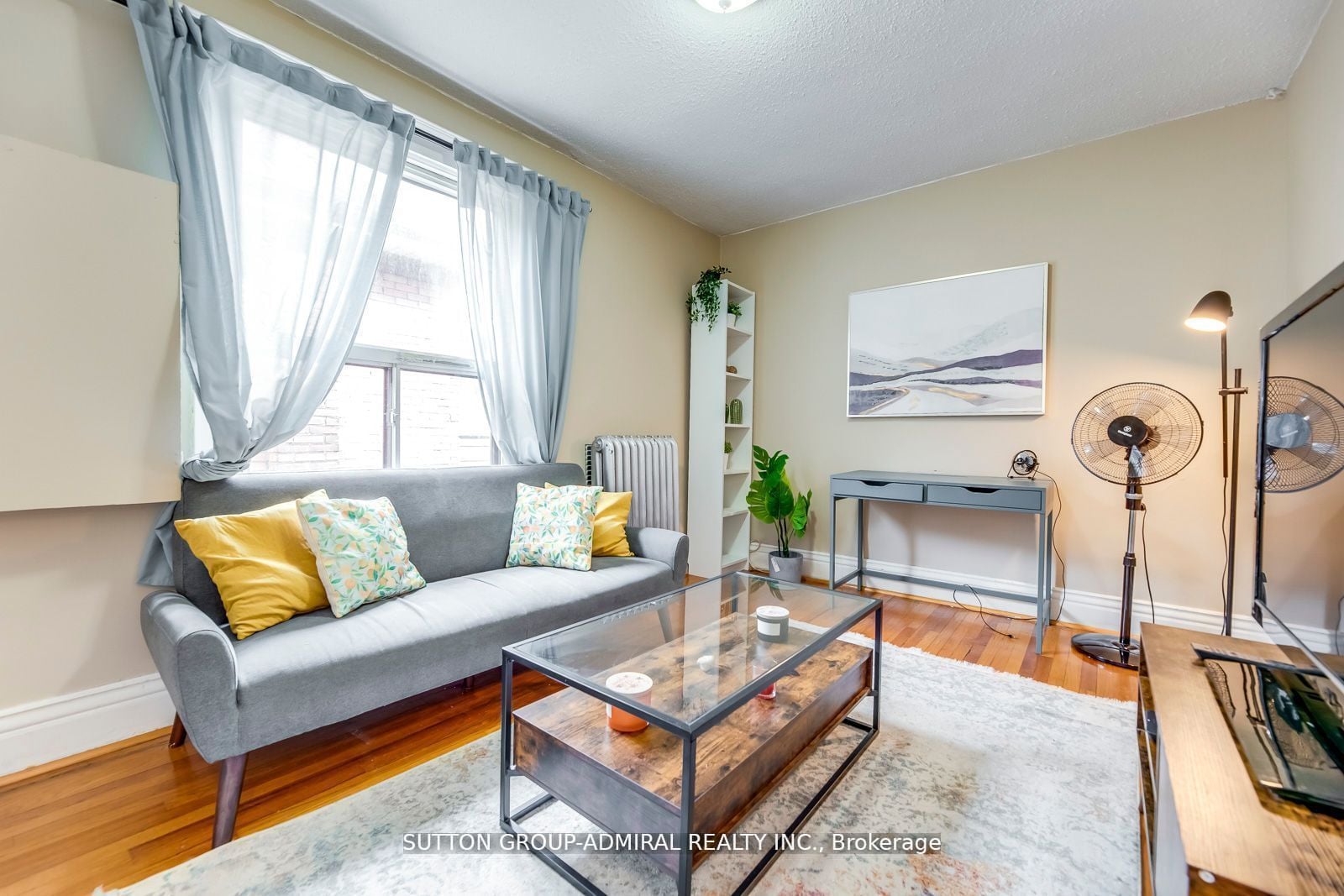 1537 Dufferin Street #2