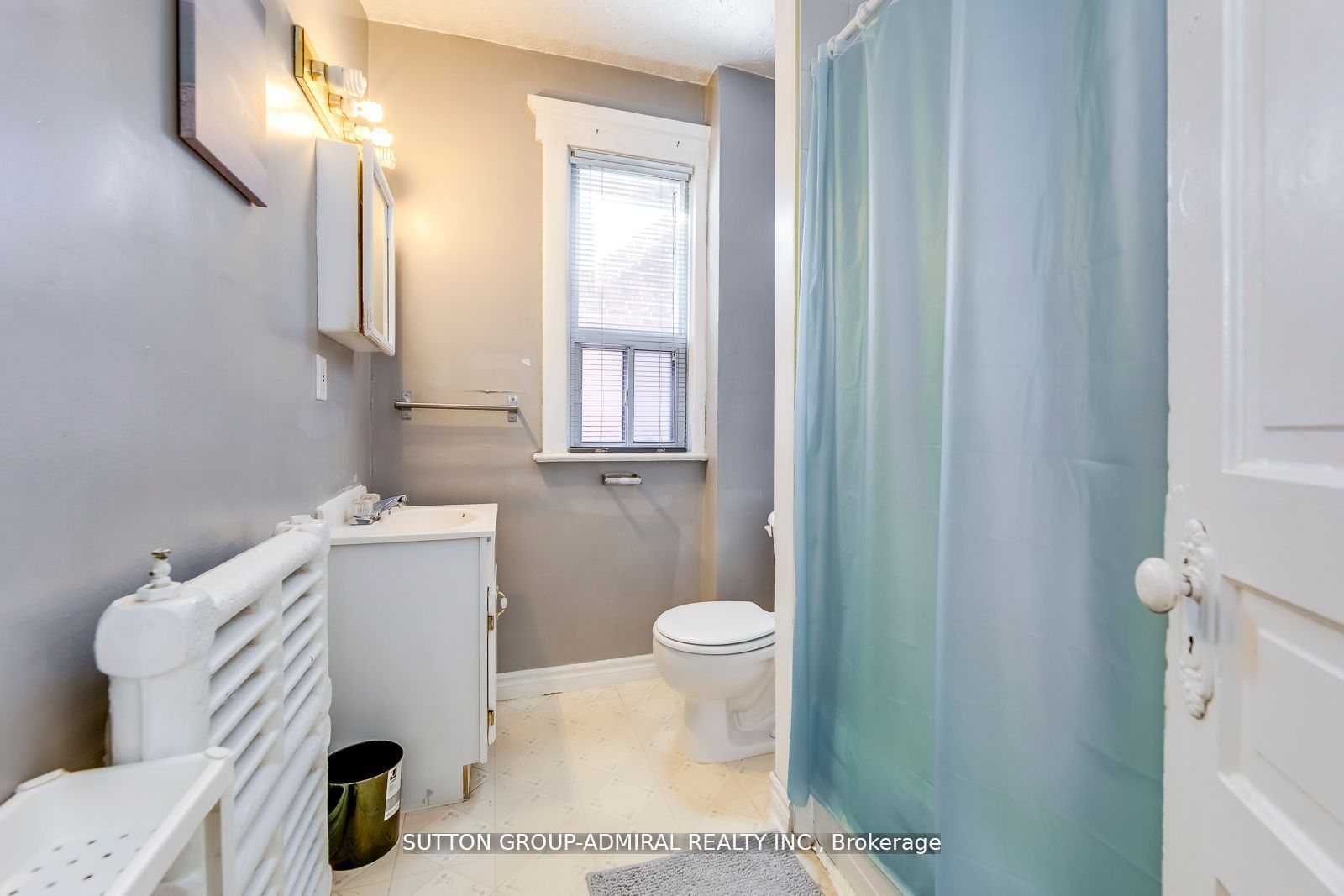 1537 Dufferin Street #2