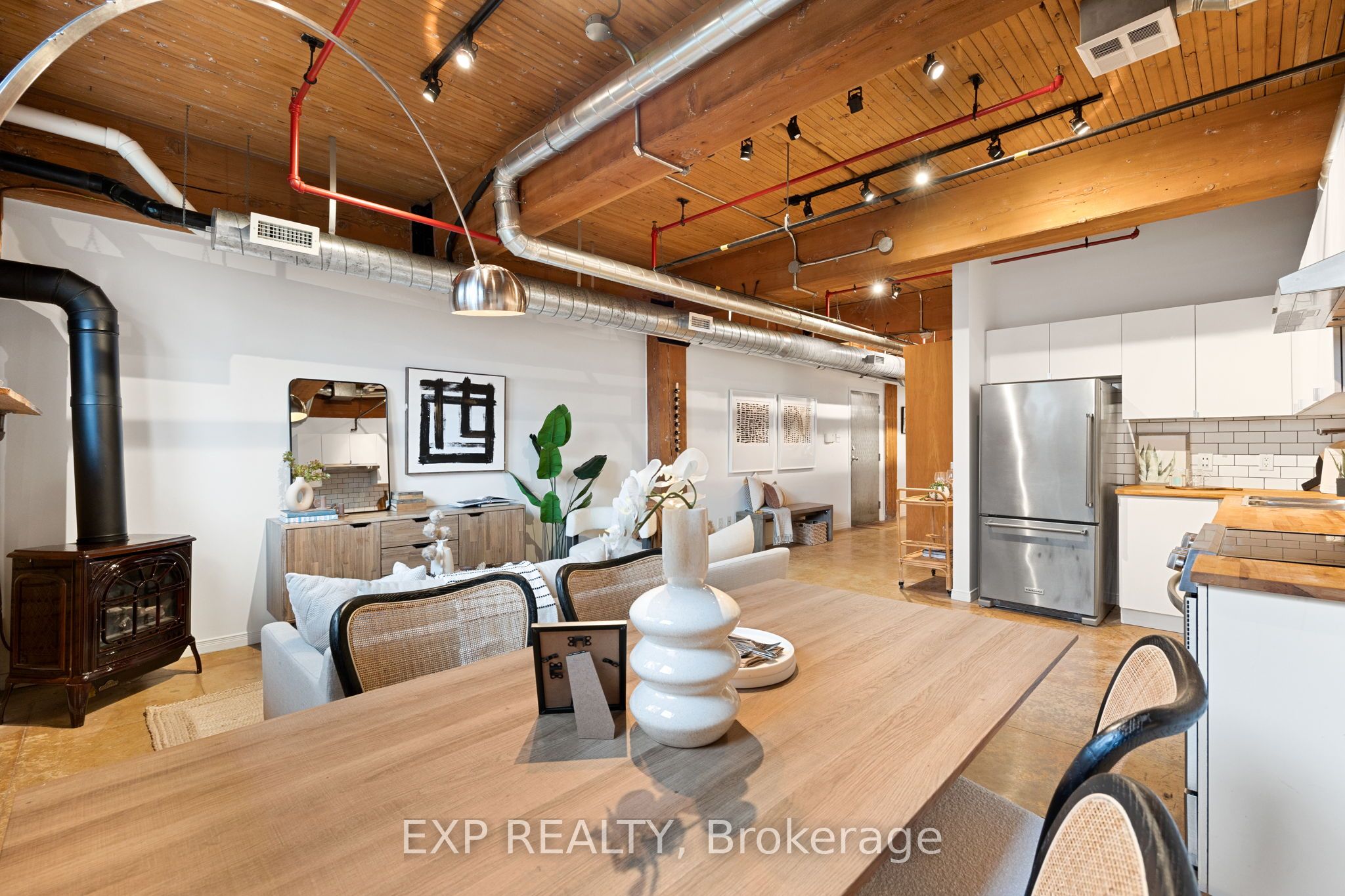 371 Wallace Avenue, #2