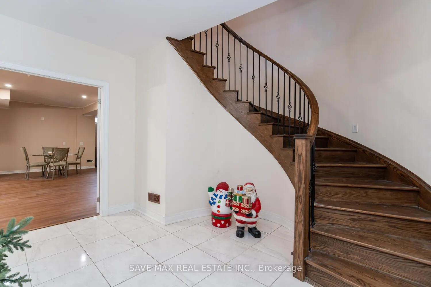 16 Layton Street