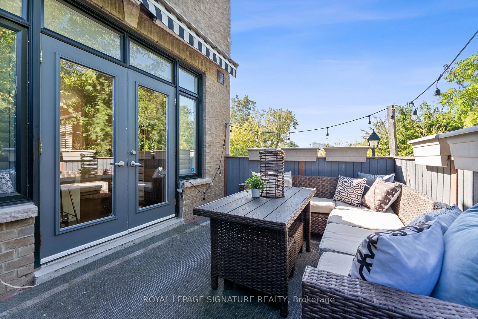 76 Lobo Mews