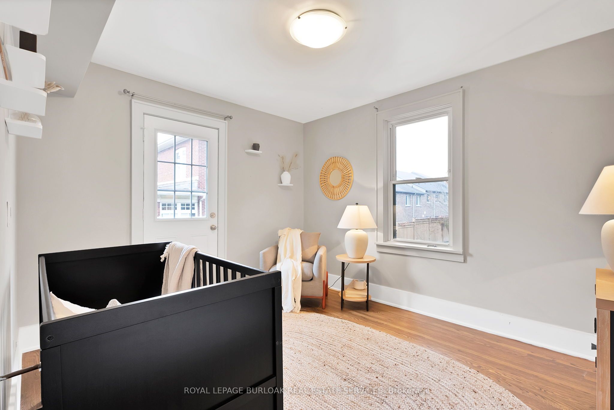 295 Plains Road W