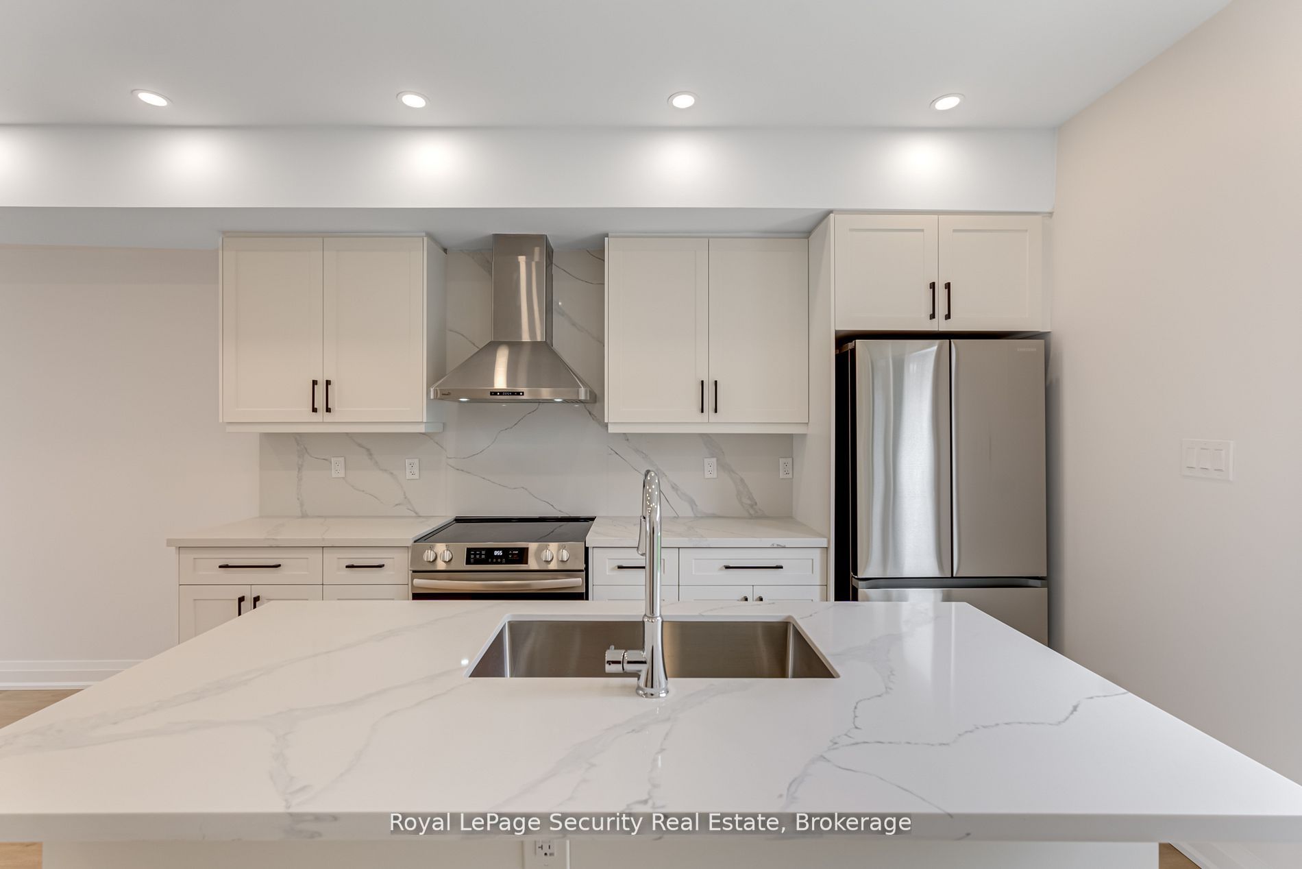 706 Gladstone Avenue, #Lane