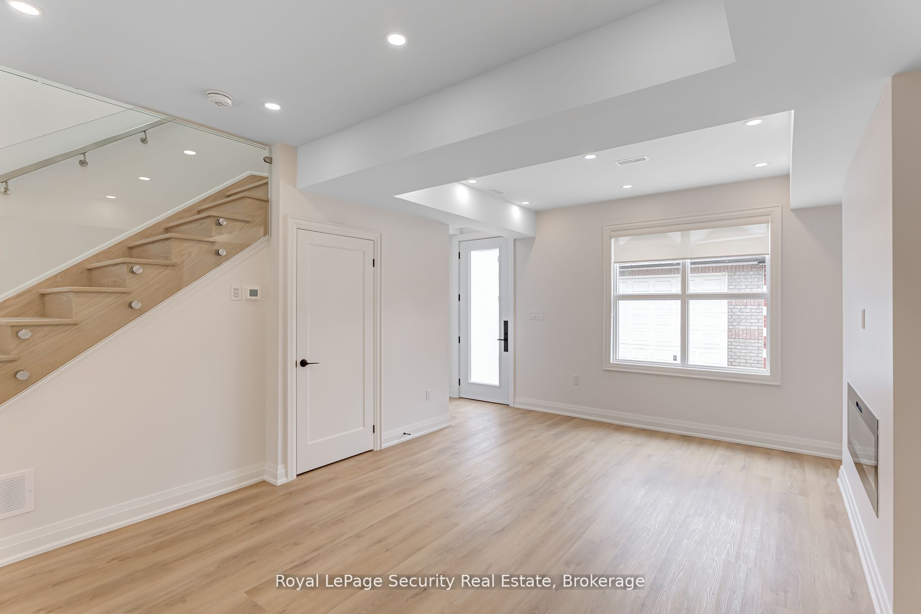 706 Gladstone Avenue, #Lane