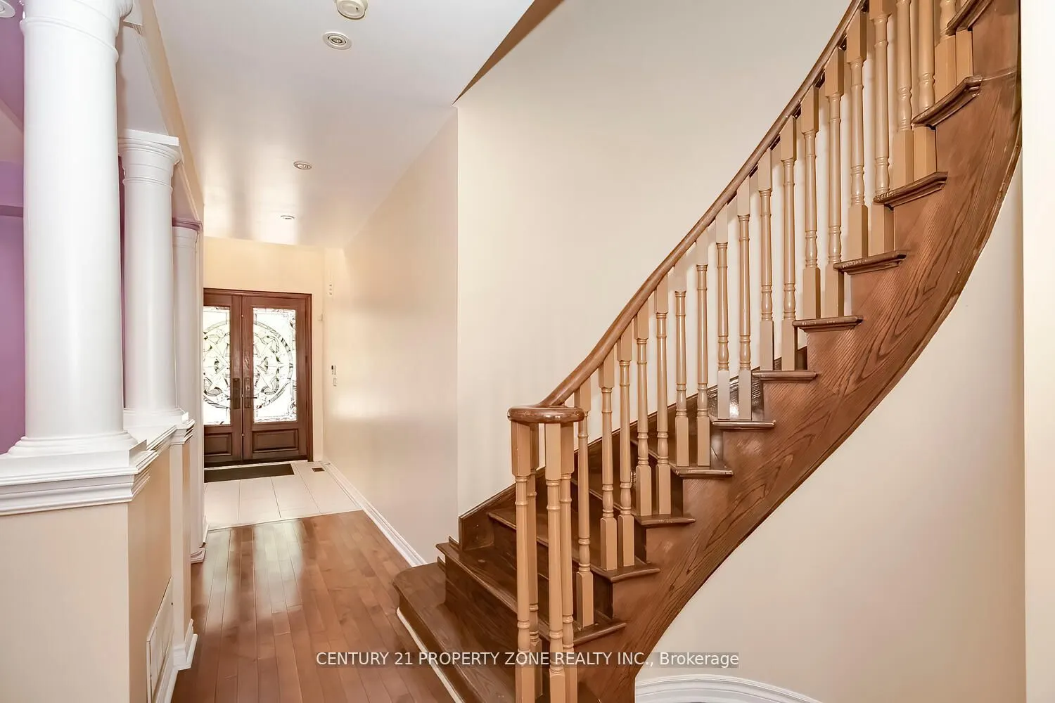 15 Vernet Crescent