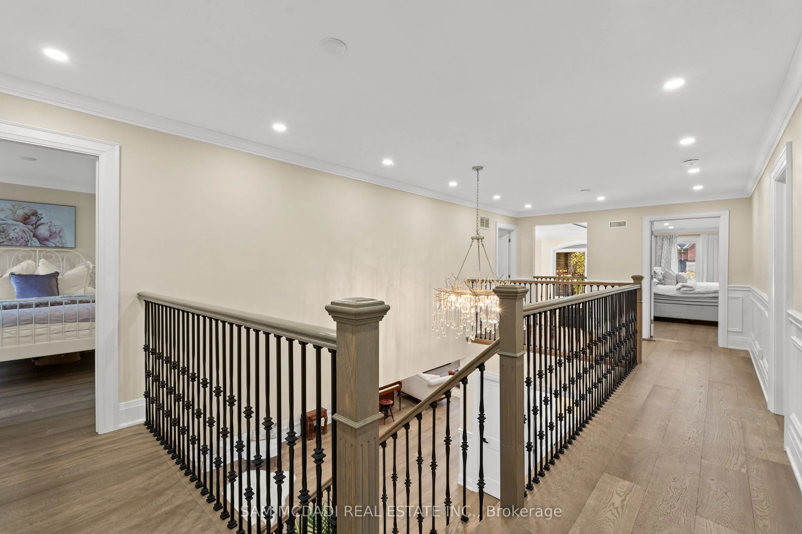 1270 Saginaw Crescent