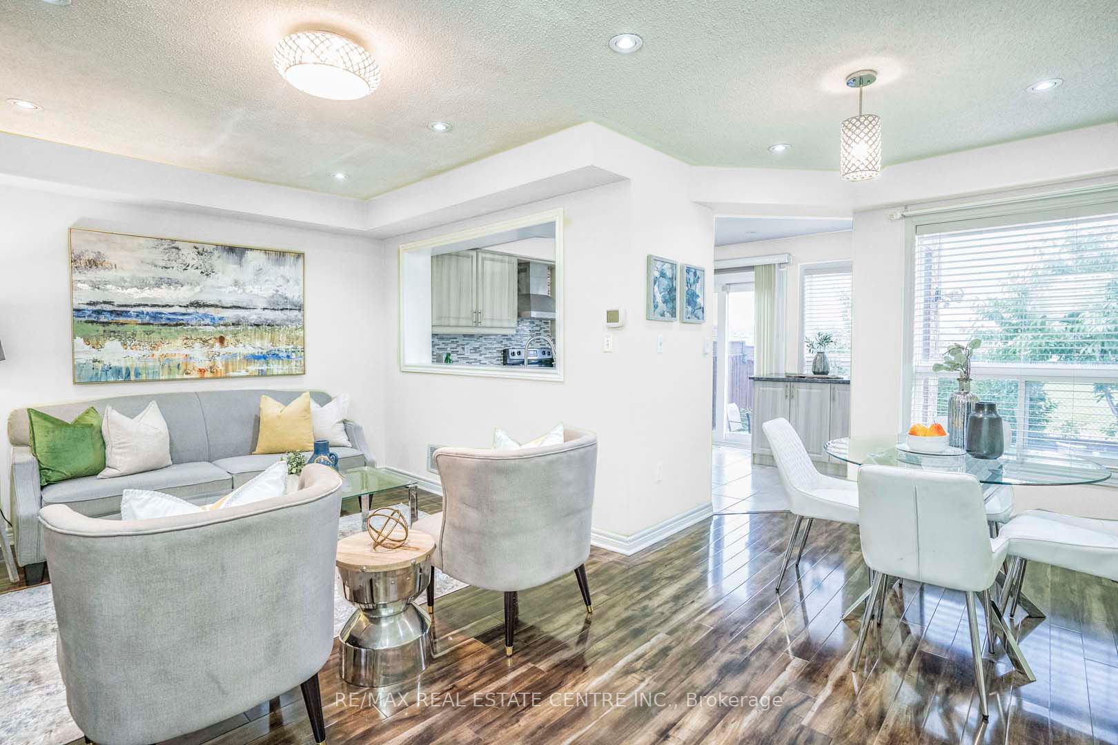67 Quarry Edge Drive