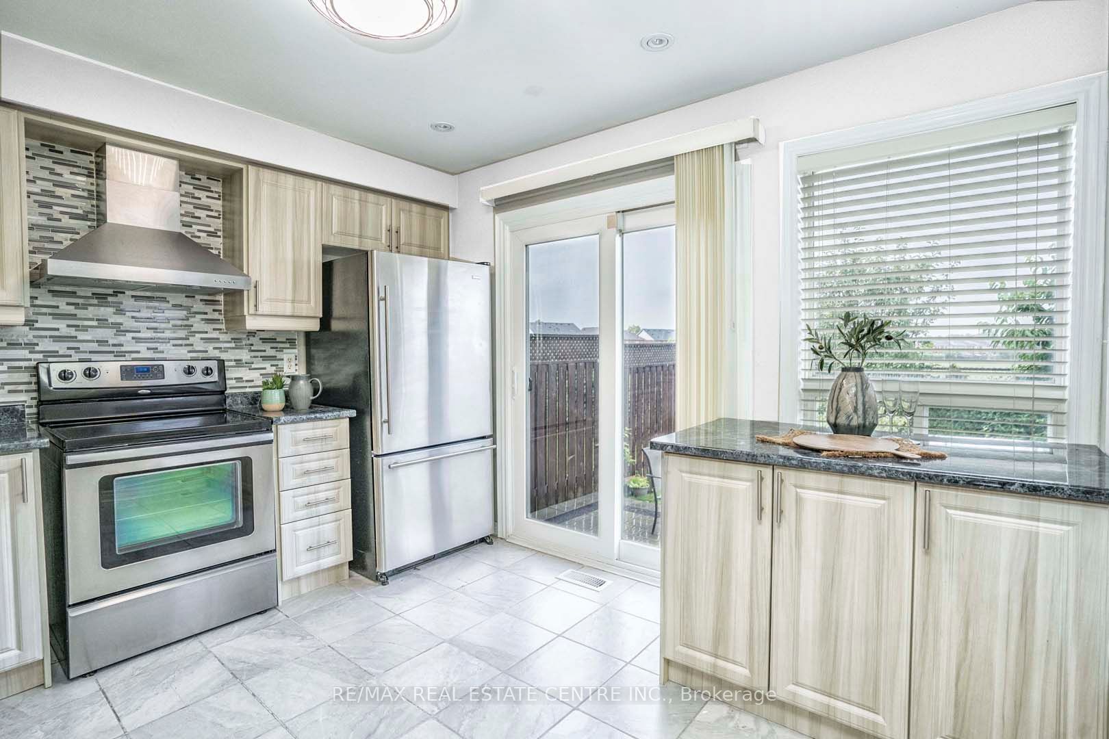 67 Quarry Edge Drive