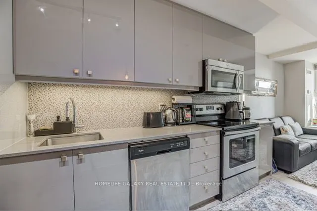 760 The Queens Way, #212