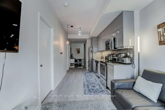 760 The Queens Way, #212