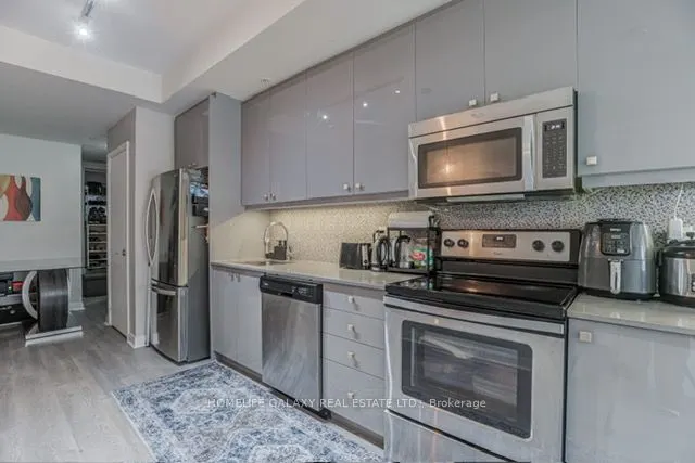 760 The Queens Way, #212