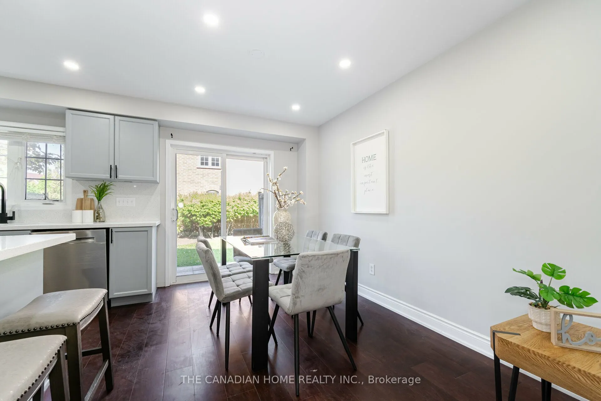 5255 Palmetto Place, #21