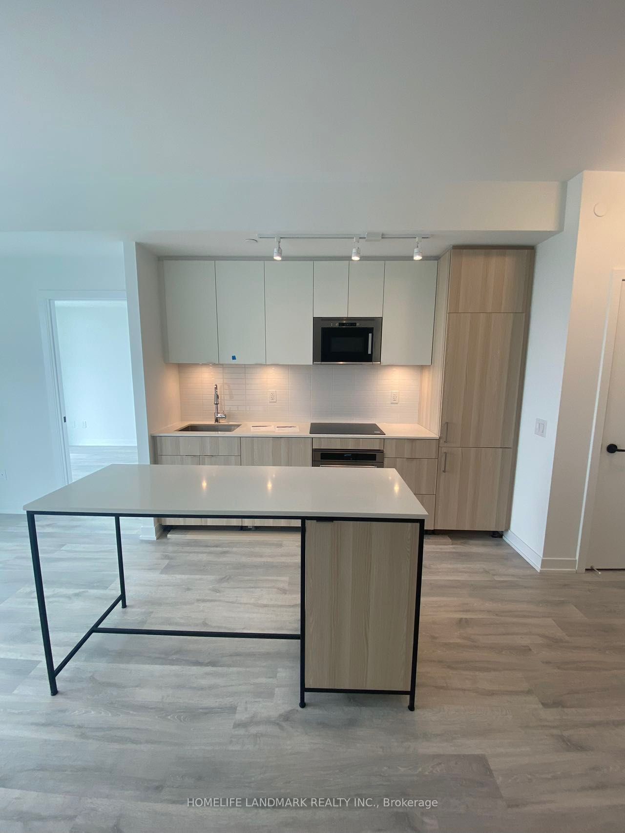 220 Missinnihe Way #1009
