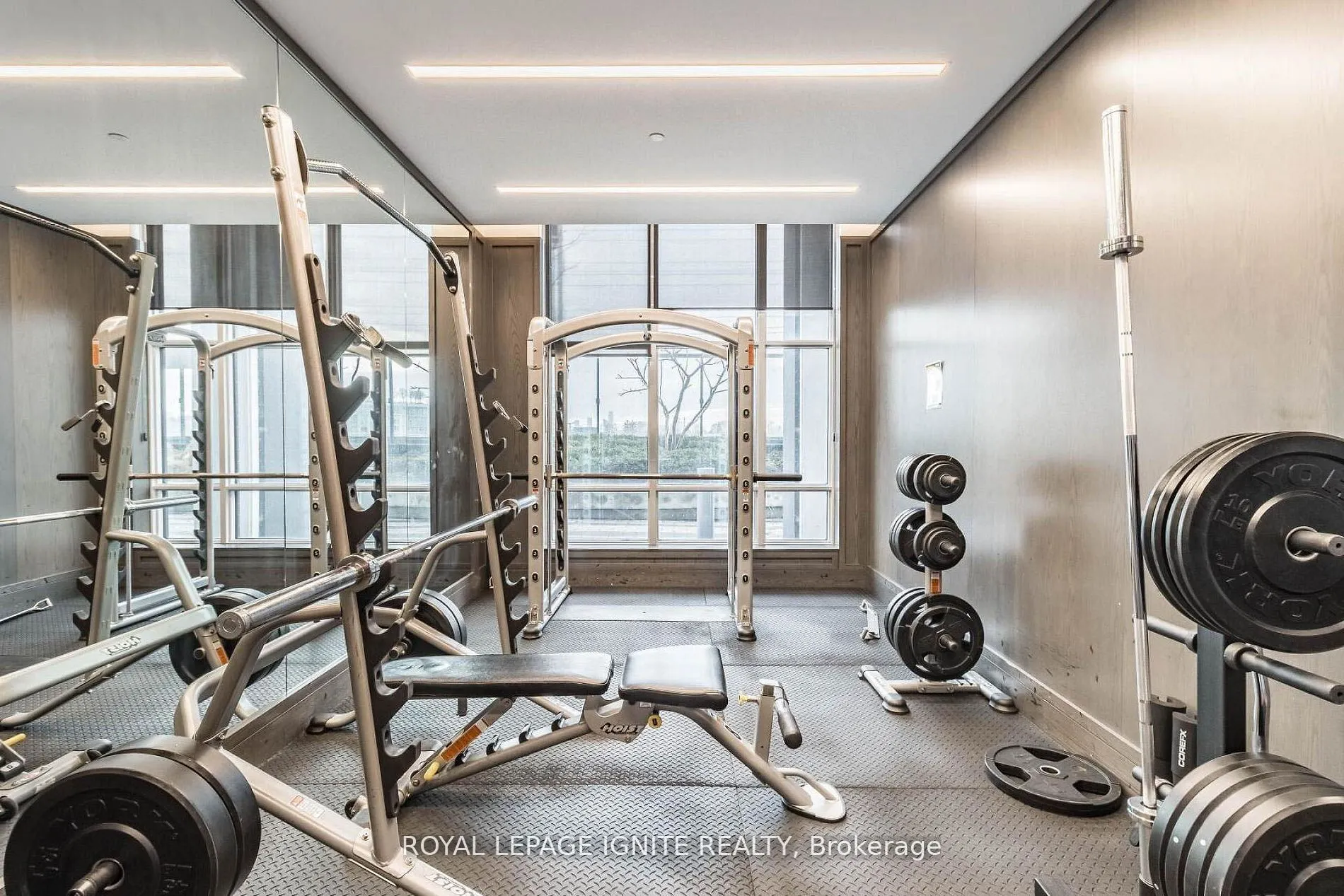 5 Mabelle Avenue, #836