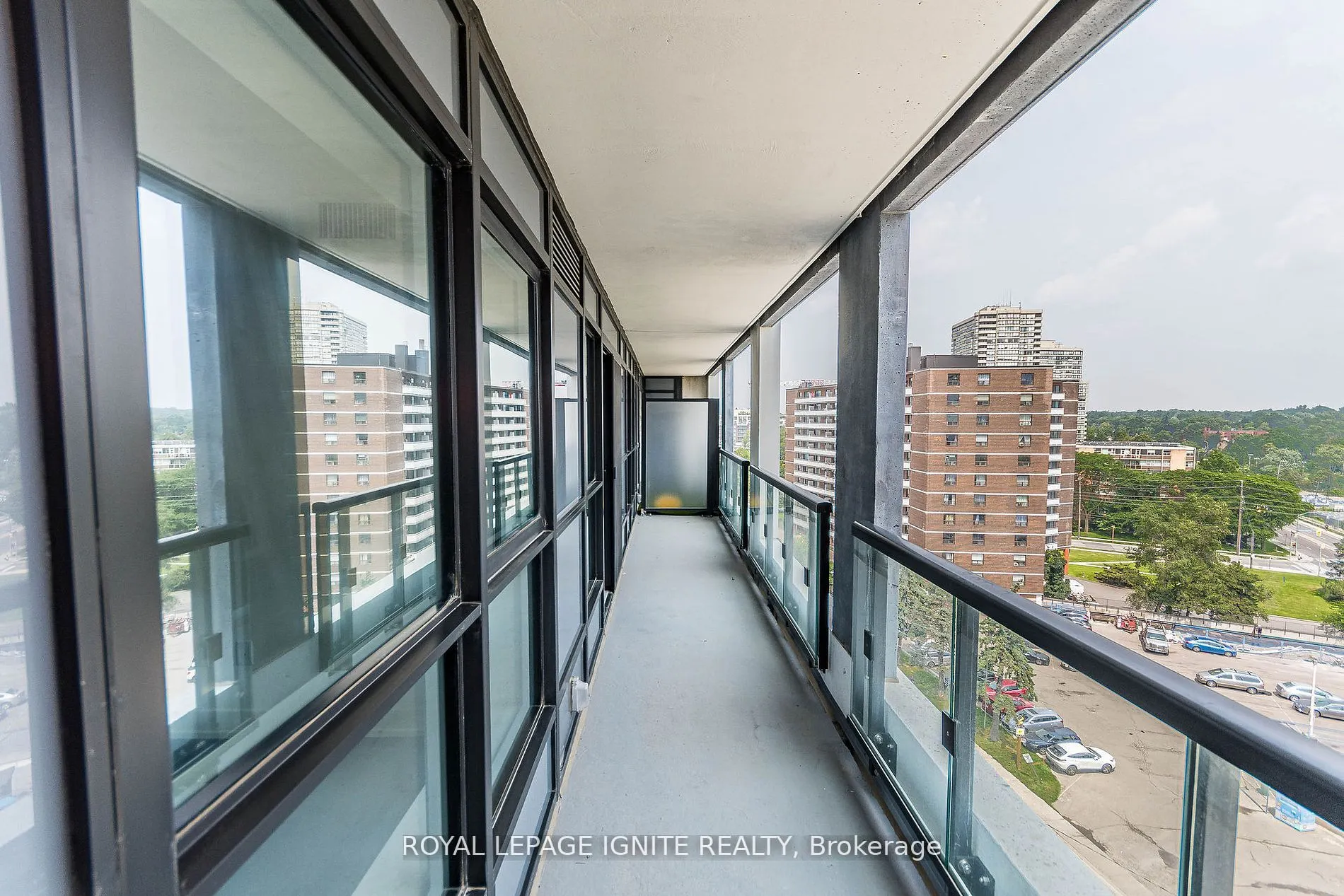 5 Mabelle Avenue, #836