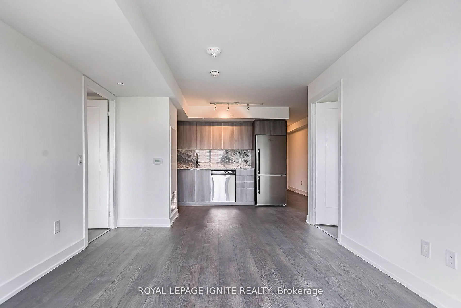 5 Mabelle Avenue, #836