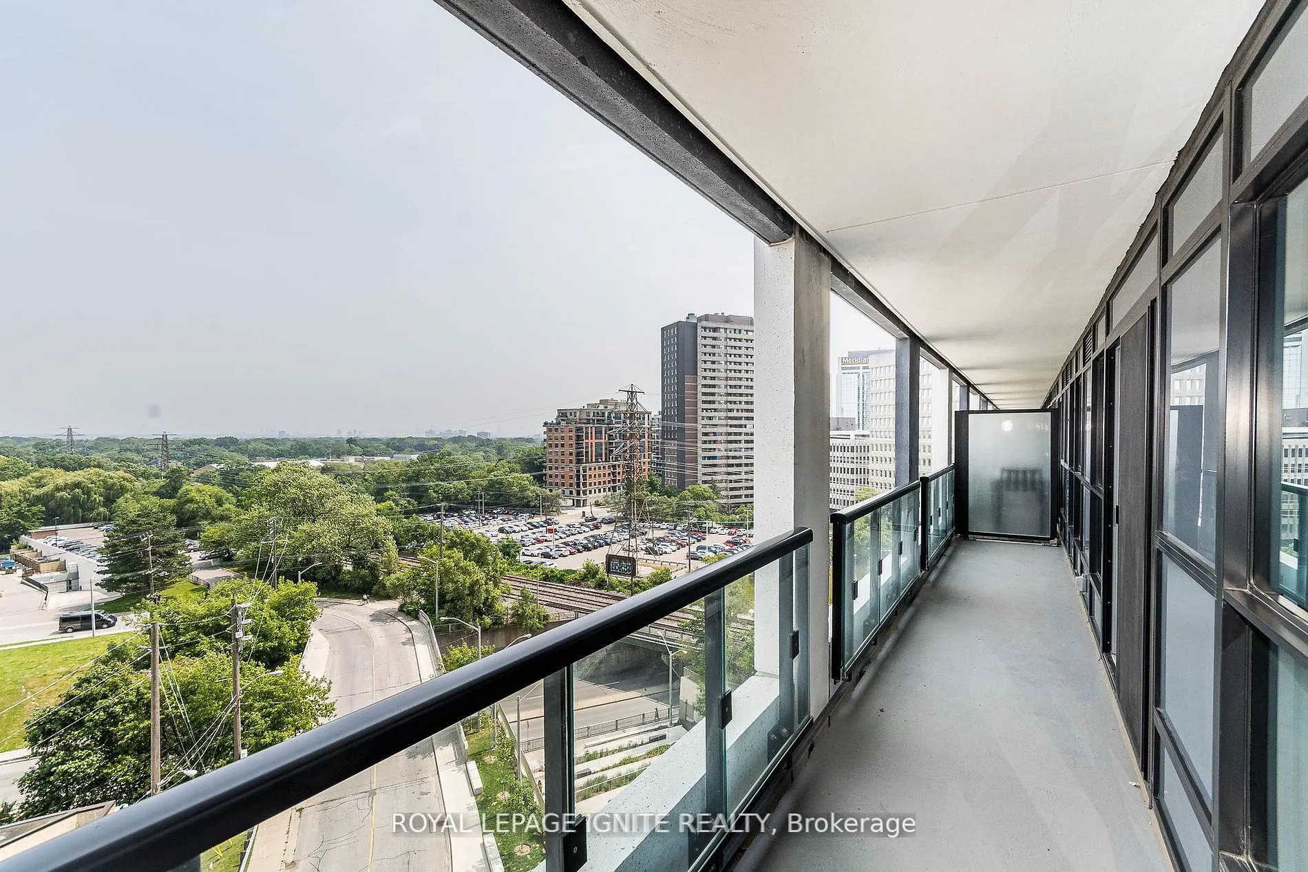 5 Mabelle Avenue, #836