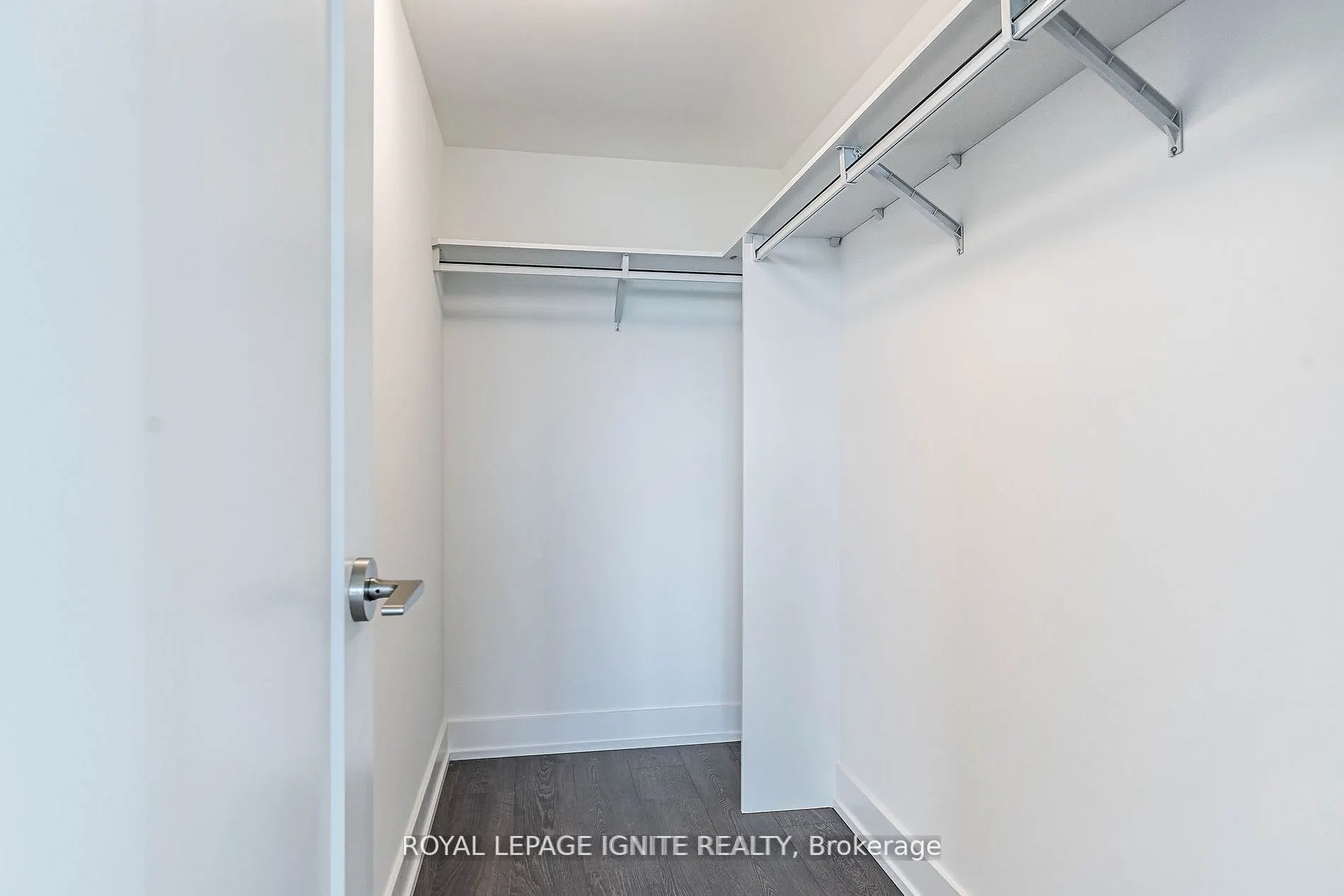 5 Mabelle Avenue, #836
