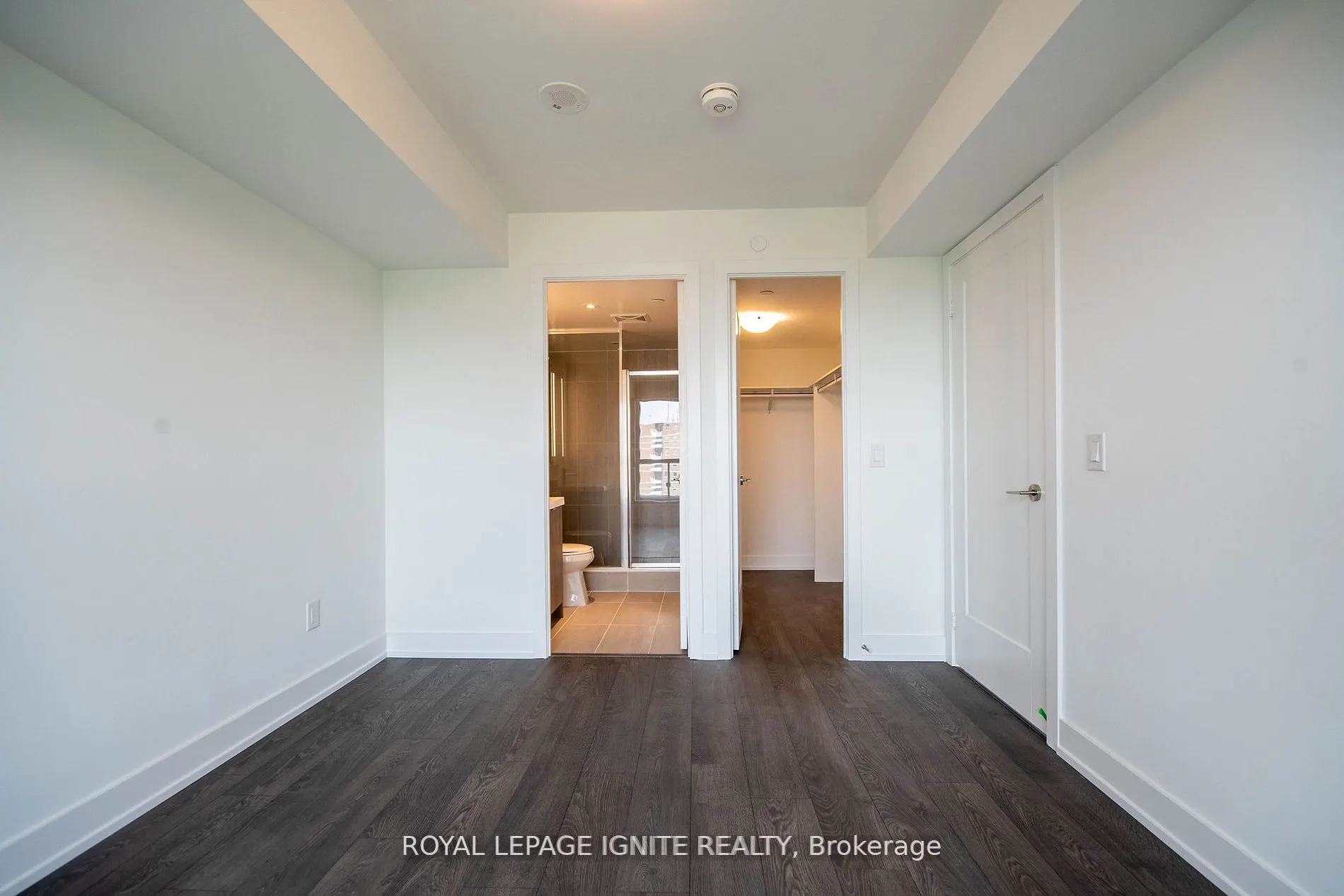 5 Mabelle Avenue, #836