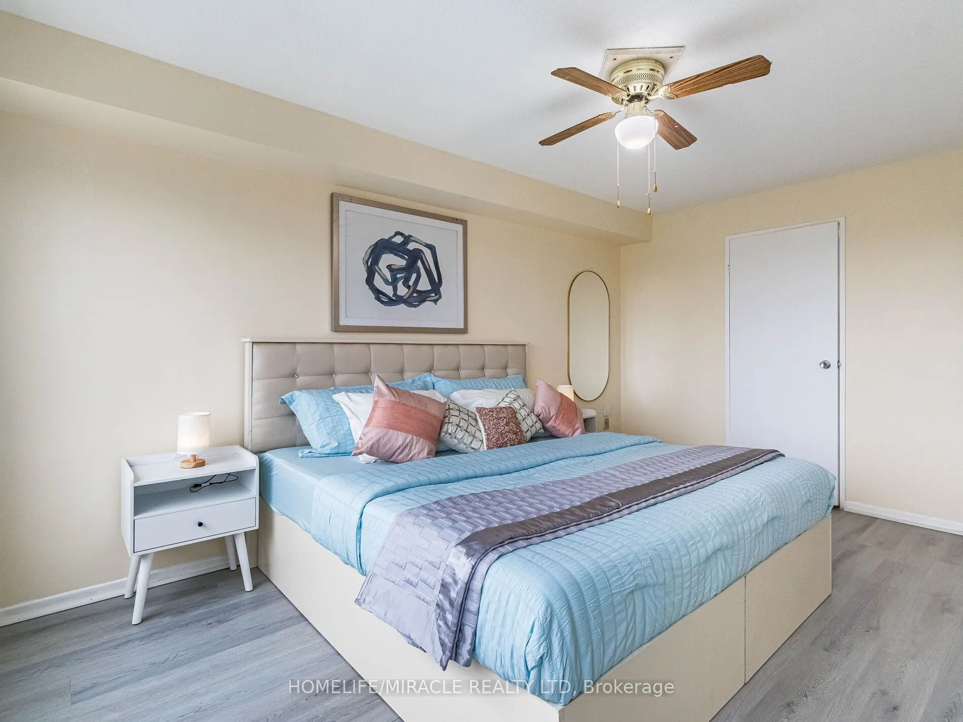475 The West Mall, #510