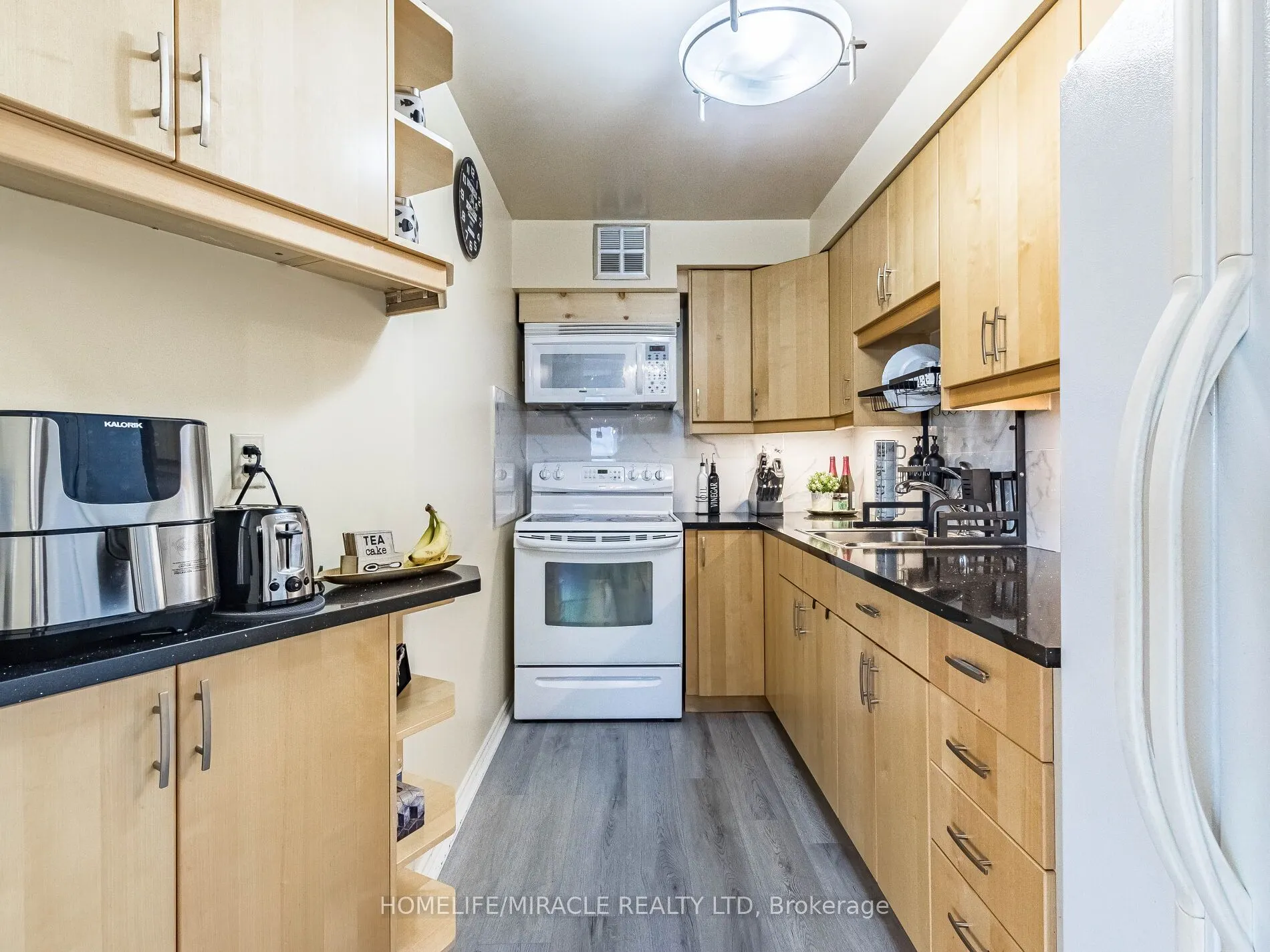 475 The West Mall, #510