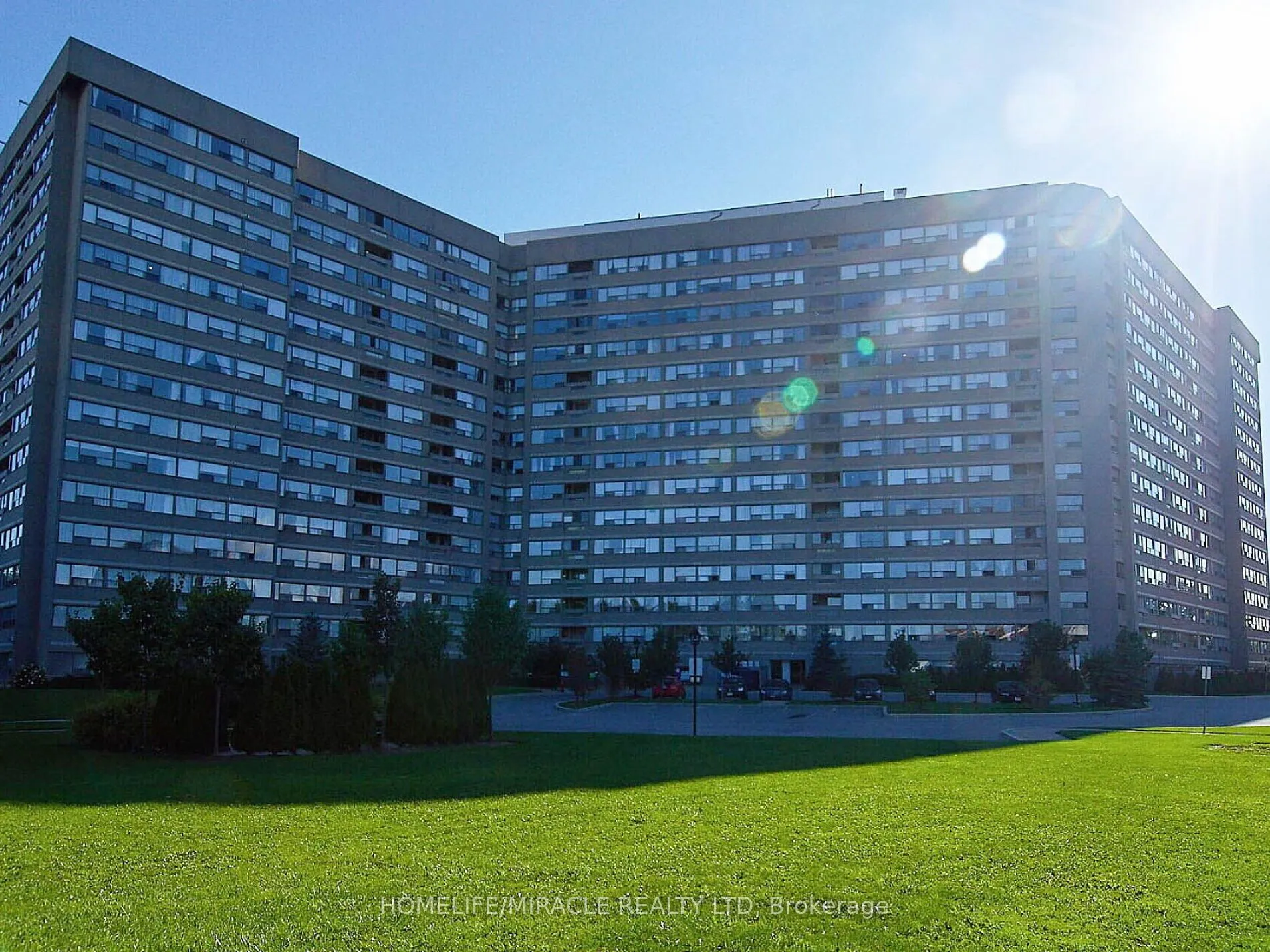 475 The West Mall, #510