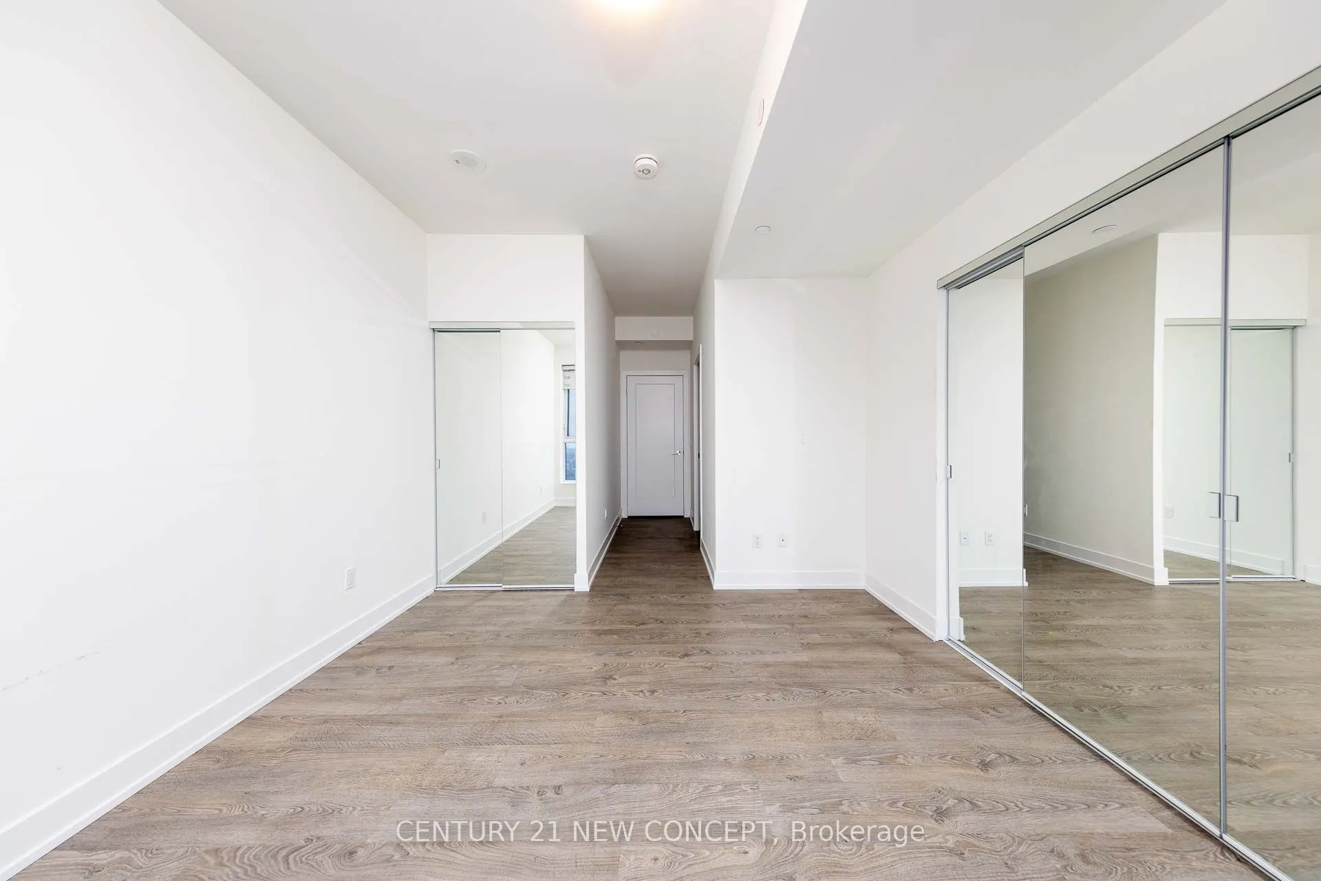 5 Mabelle Avenue #4228