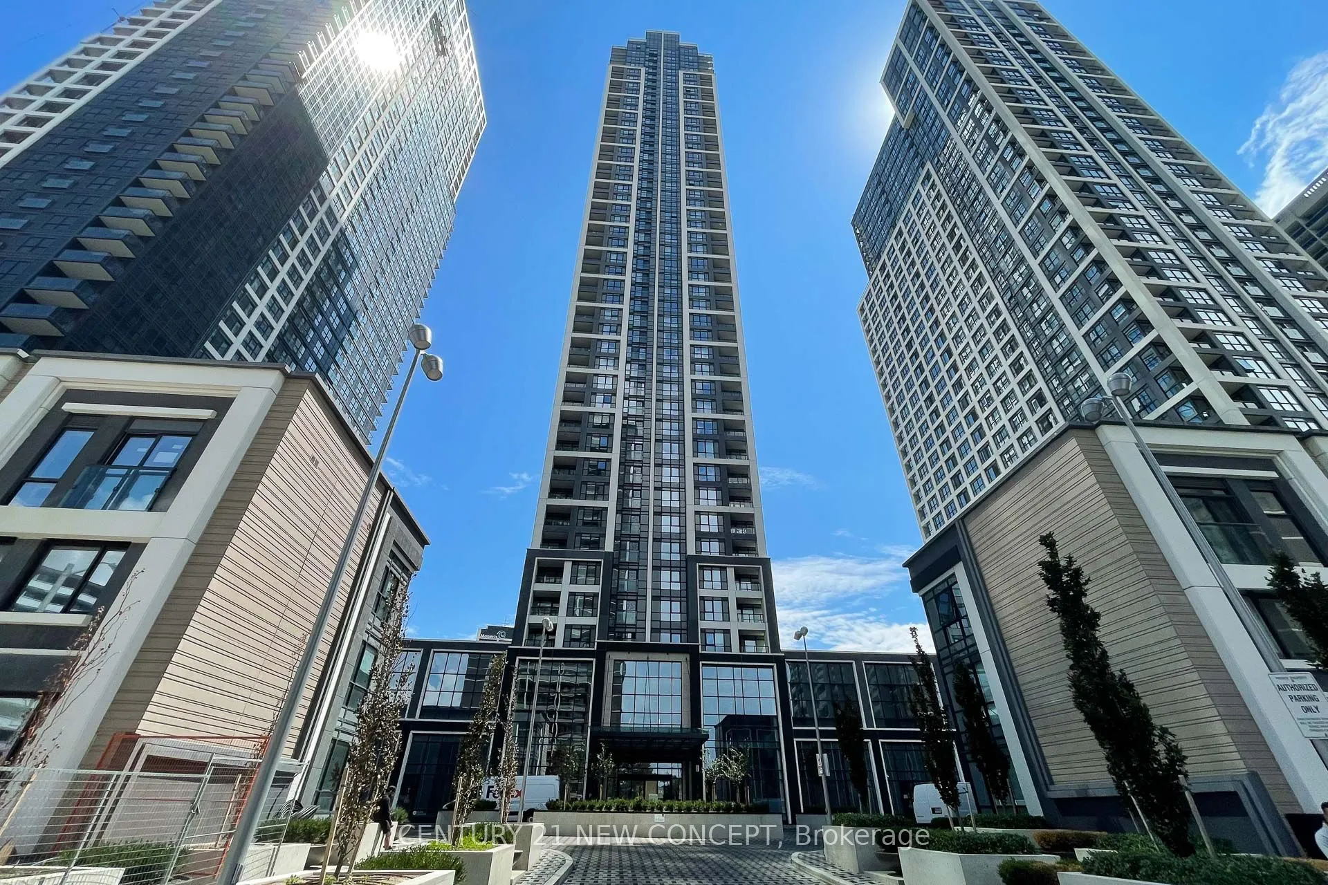 5 Mabelle Avenue #4228